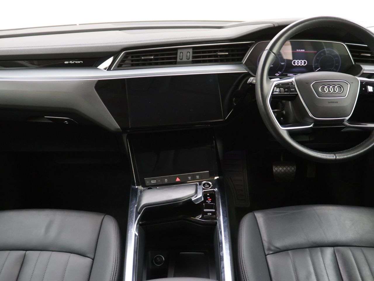 2022 AUDI E-TRON 2022 AUDI E-TRON