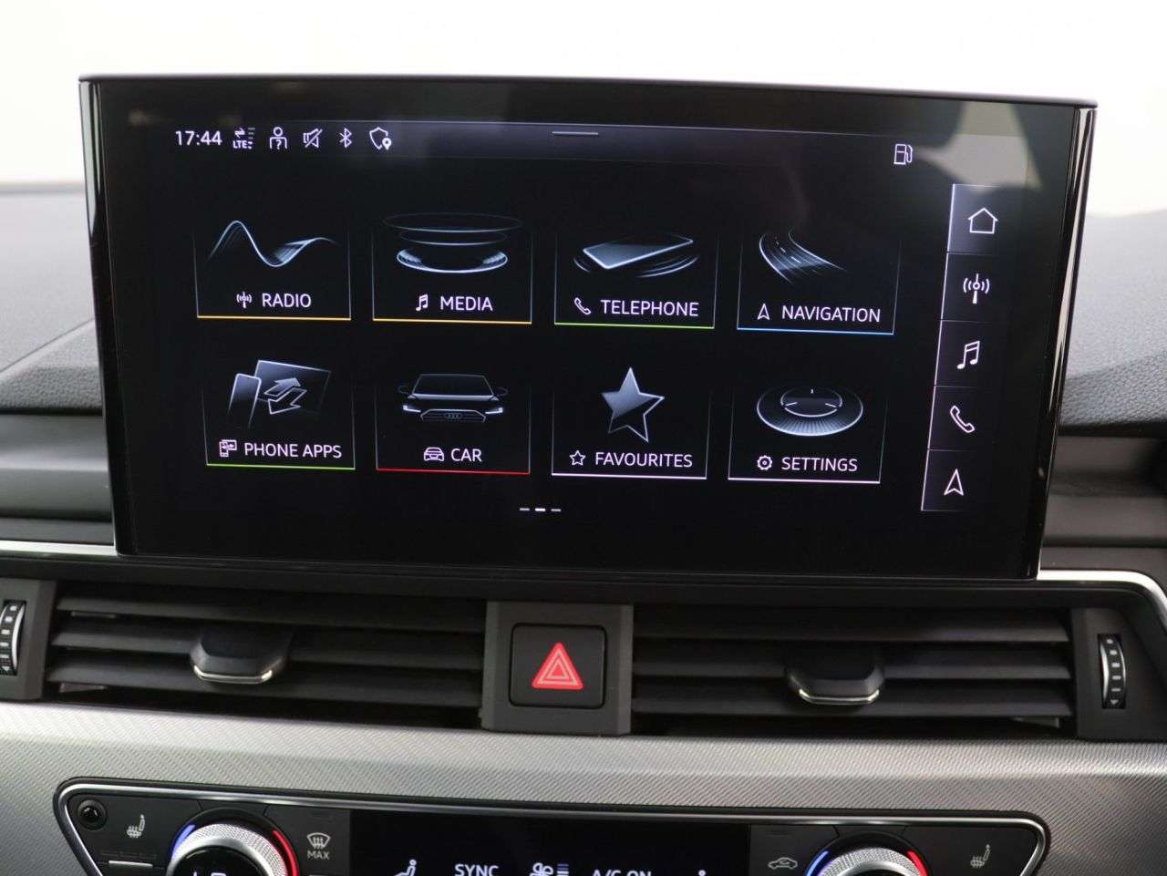 2022 AUDI A5 2022 AUDI A5