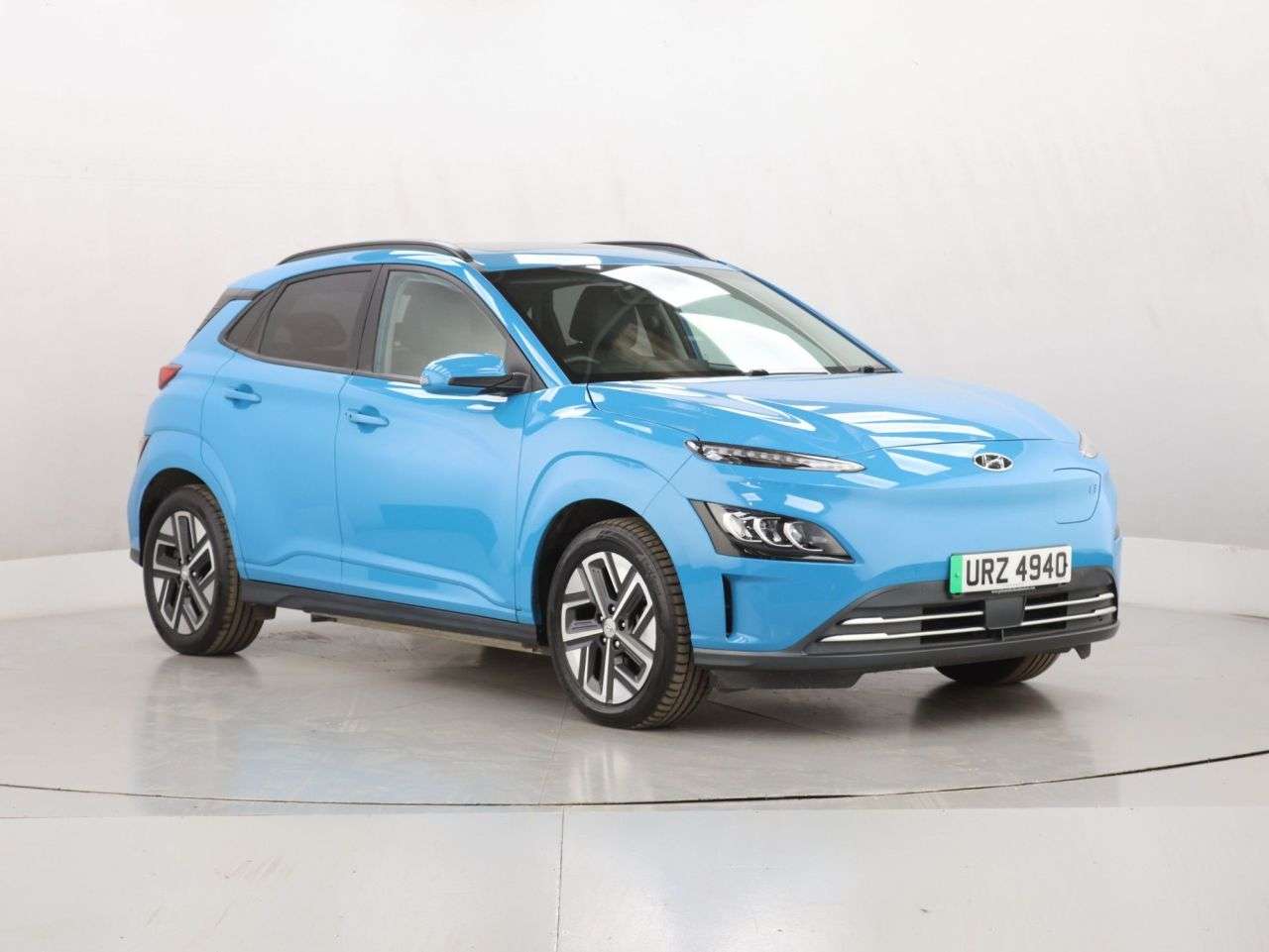 A 2023 HYUNDAI KONA 64kWh Ultimate SUV 5dr Electric Auto (10.5kW Charger) (204 ps) A 2023 HYUNDAI KONA 64kWh Ultimate SUV 5dr Electric Auto (10.5kW Charger) (204 ps)