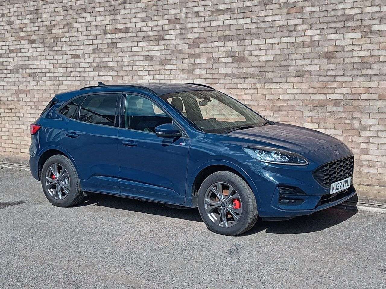 A 2022 FORD KUGA 2.5 EcoBoost Duratec 14.4kWh ST-Line SUV 5dr Petrol Plug-in Hybrid CVT Euro A 2022 FORD KUGA 2.5 EcoBoost Duratec 14.4kWh ST-Line SUV 5dr Petrol Plug-in Hybrid CVT Euro