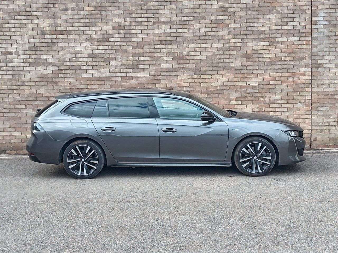 A 2023 PEUGEOT 508 SW 1.6 12.4kWh GT Estate 5dr Petrol Plug-in Hybrid e-EAT Euro 6 (s/s) (225 ps) A 2023 PEUGEOT 508 SW 1.6 12.4kWh GT Estate 5dr Petrol Plug-in Hybrid e-EAT Euro 6 (s/s) (225 ps)