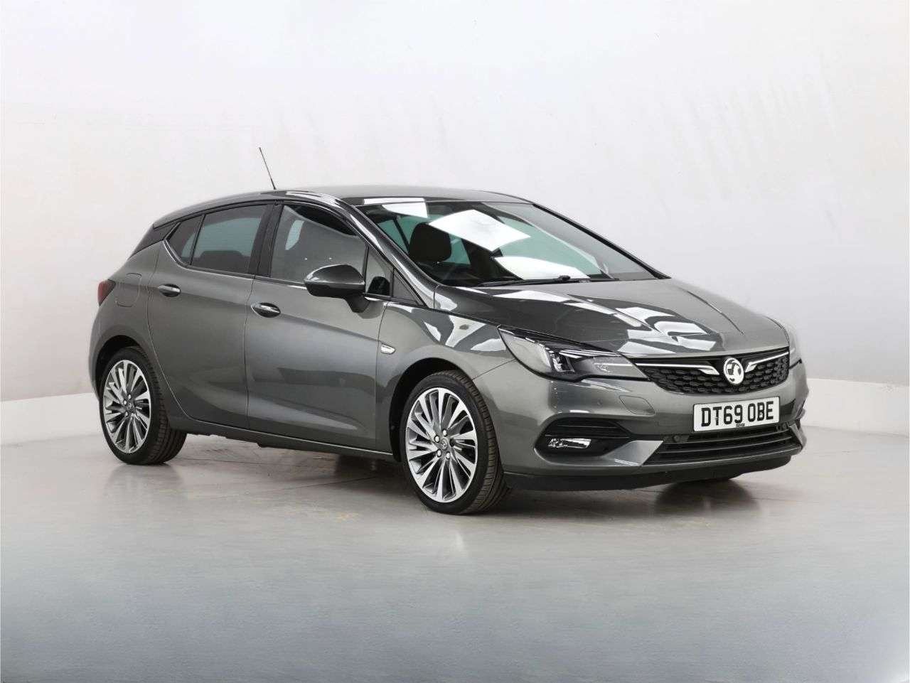 A 2020 VAUXHALL ASTRA 1.2 Turbo SRi VX Line Nav Hatchback 5dr Petrol Manual Euro 6 (s/s) (145 ps) A 2020 VAUXHALL ASTRA 1.2 Turbo SRi VX Line Nav Hatchback 5dr Petrol Manual Euro 6 (s/s) (145 ps)