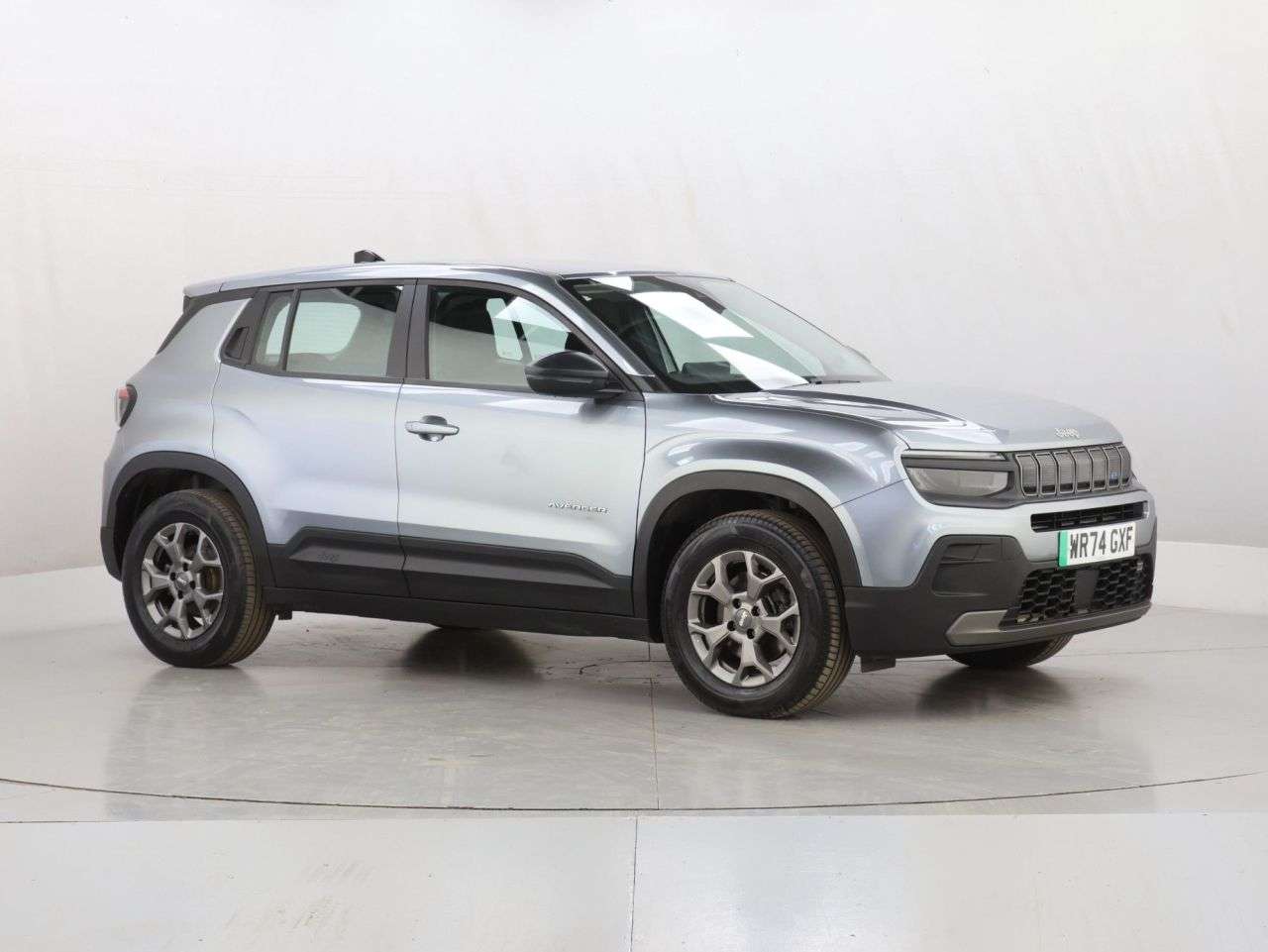 A 2024 JEEP AVENGER 54kWh Longitude SUV 5dr Electric Auto (156 ps) A 2024 JEEP AVENGER 54kWh Longitude SUV 5dr Electric Auto (156 ps)