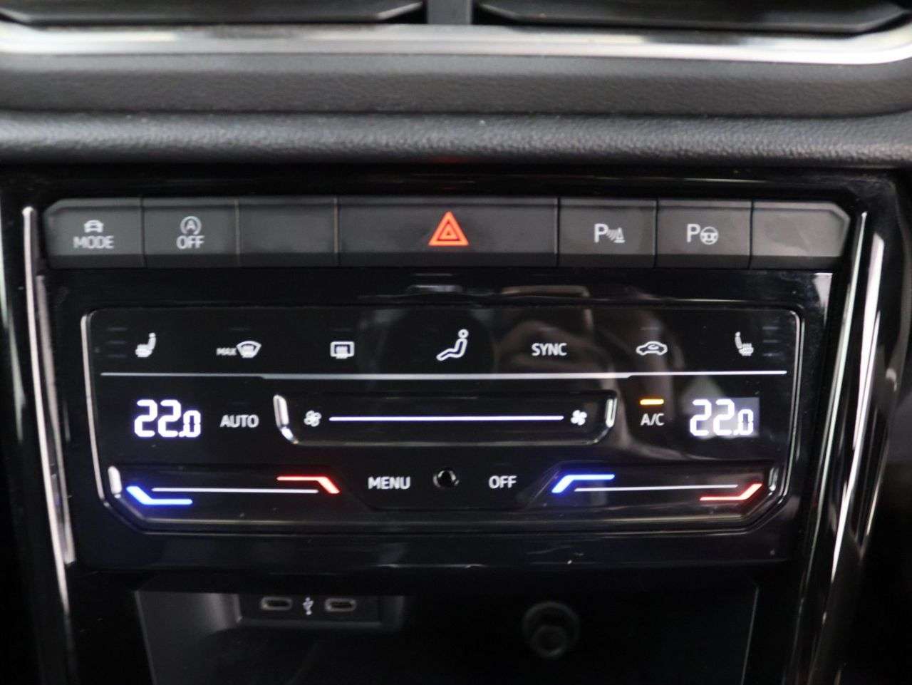 2022 VOLKSWAGEN T-ROC 2022 VOLKSWAGEN T-ROC