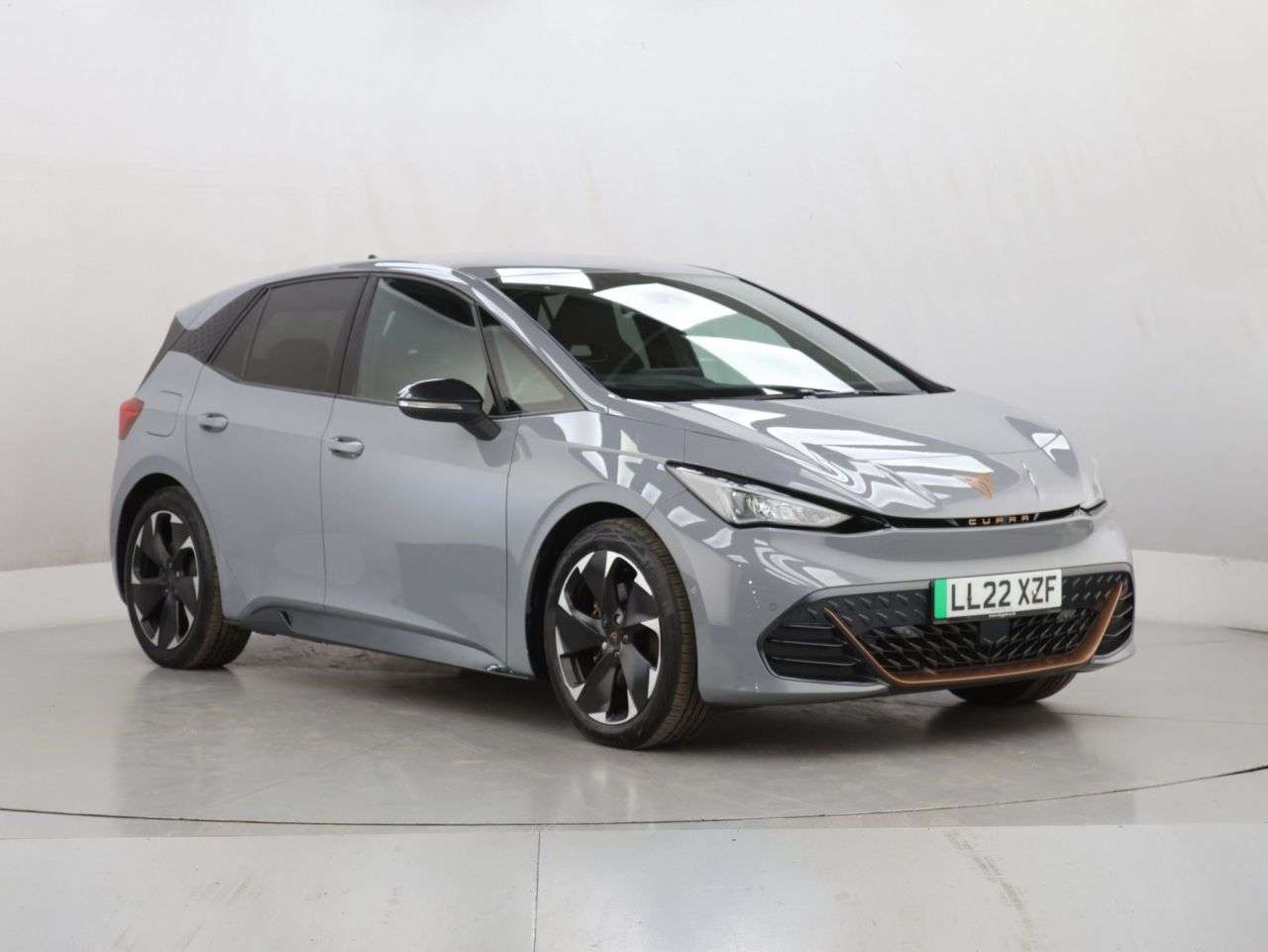 A 2022 CUPRA BORN 58kWh V2 Hatchback 5dr Electric Auto (204 ps) A 2022 CUPRA BORN 58kWh V2 Hatchback 5dr Electric Auto (204 ps)
