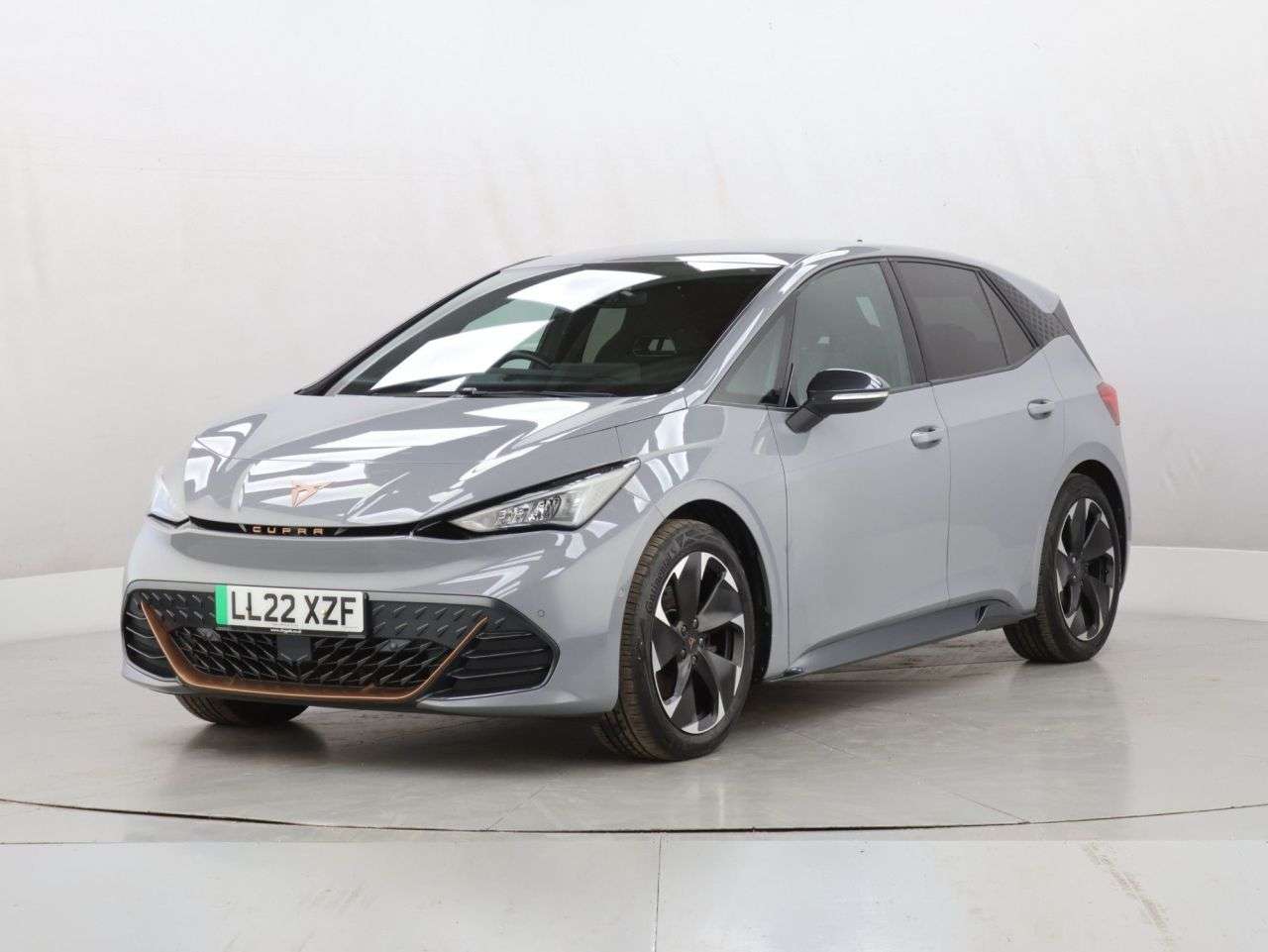 A 2022 CUPRA BORN 58kWh V2 Hatchback 5dr Electric Auto (204 ps) A 2022 CUPRA BORN 58kWh V2 Hatchback 5dr Electric Auto (204 ps)