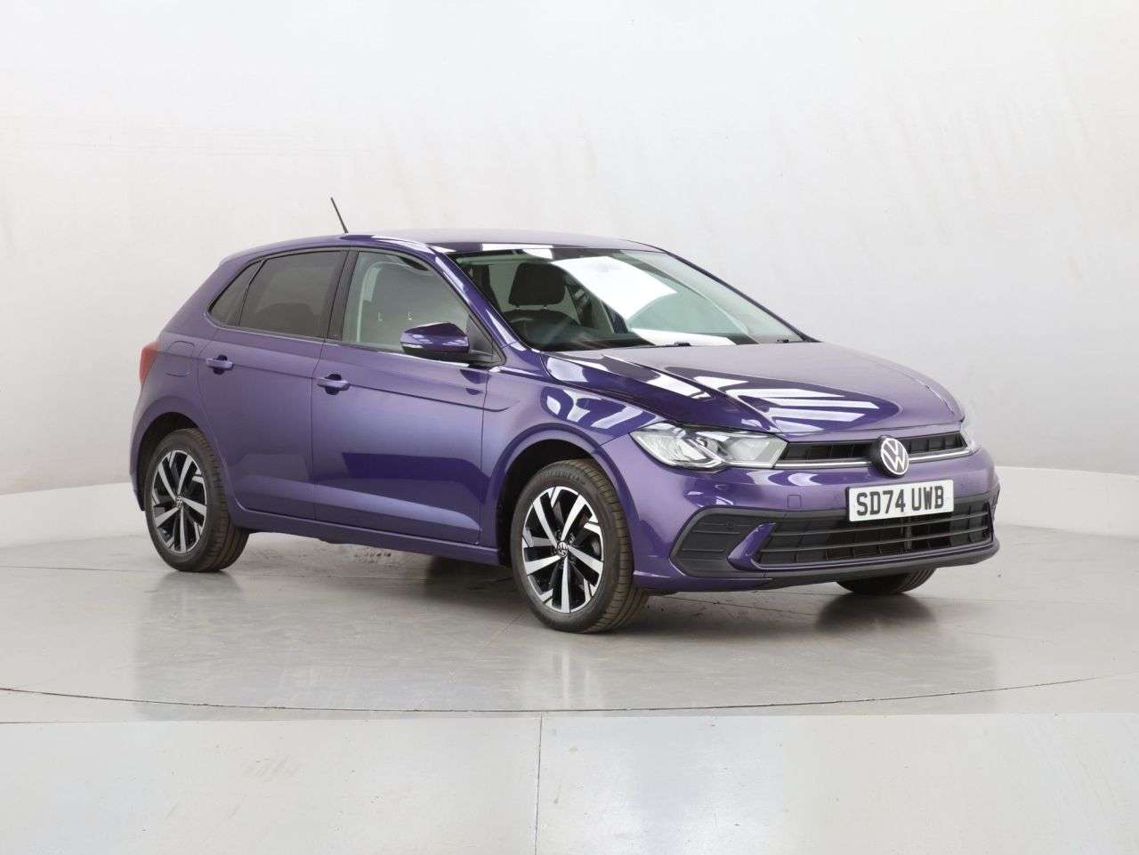 A 2024 VOLKSWAGEN POLO 1.0 TSI Match Hatchback 5dr Petrol Manual Euro 6 (s/s) (95 ps) A 2024 VOLKSWAGEN POLO 1.0 TSI Match Hatchback 5dr Petrol Manual Euro 6 (s/s) (95 ps)