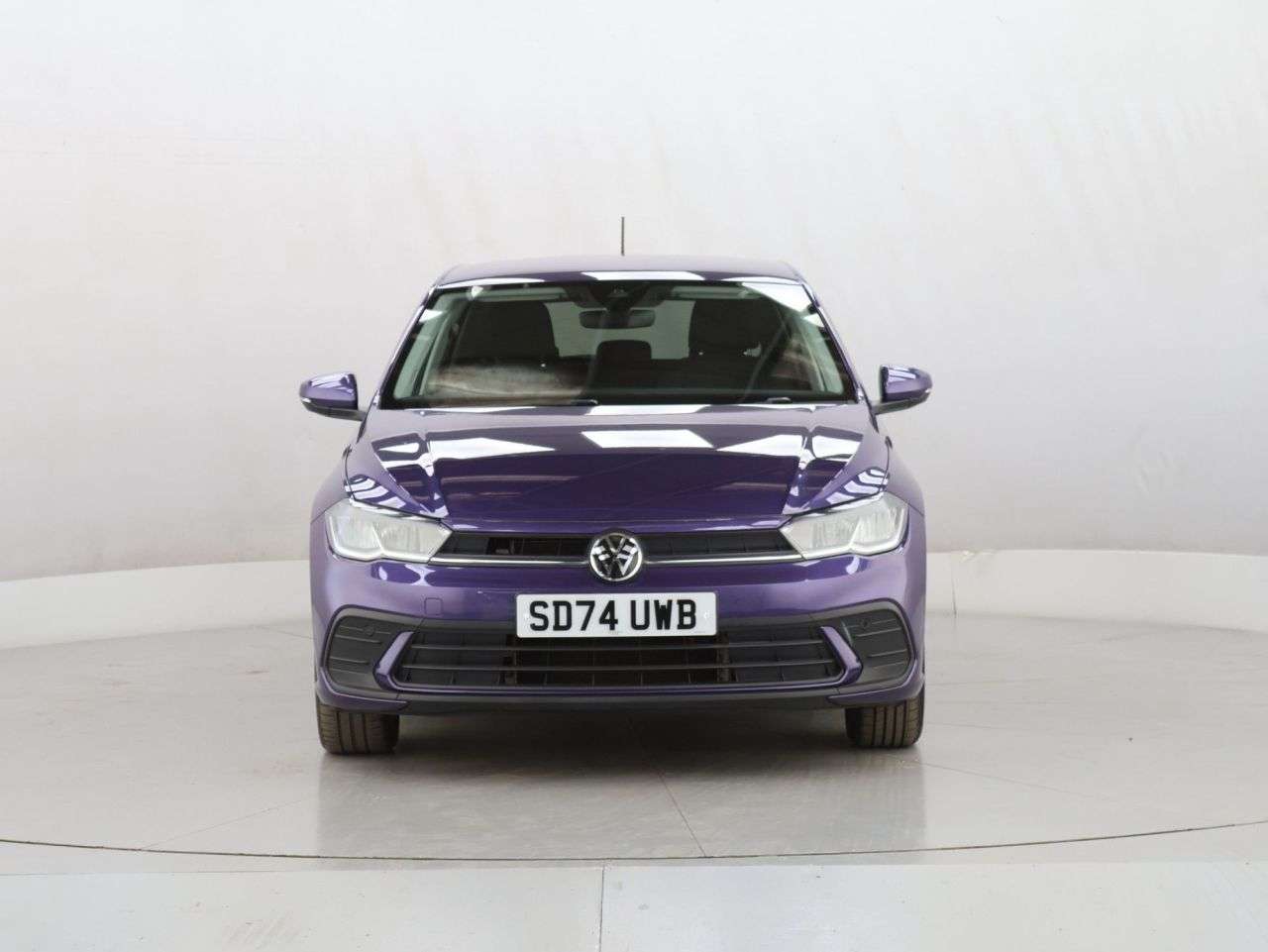 A 2024 VOLKSWAGEN POLO 1.0 TSI Match Hatchback 5dr Petrol Manual Euro 6 (s/s) (95 ps) A 2024 VOLKSWAGEN POLO 1.0 TSI Match Hatchback 5dr Petrol Manual Euro 6 (s/s) (95 ps)