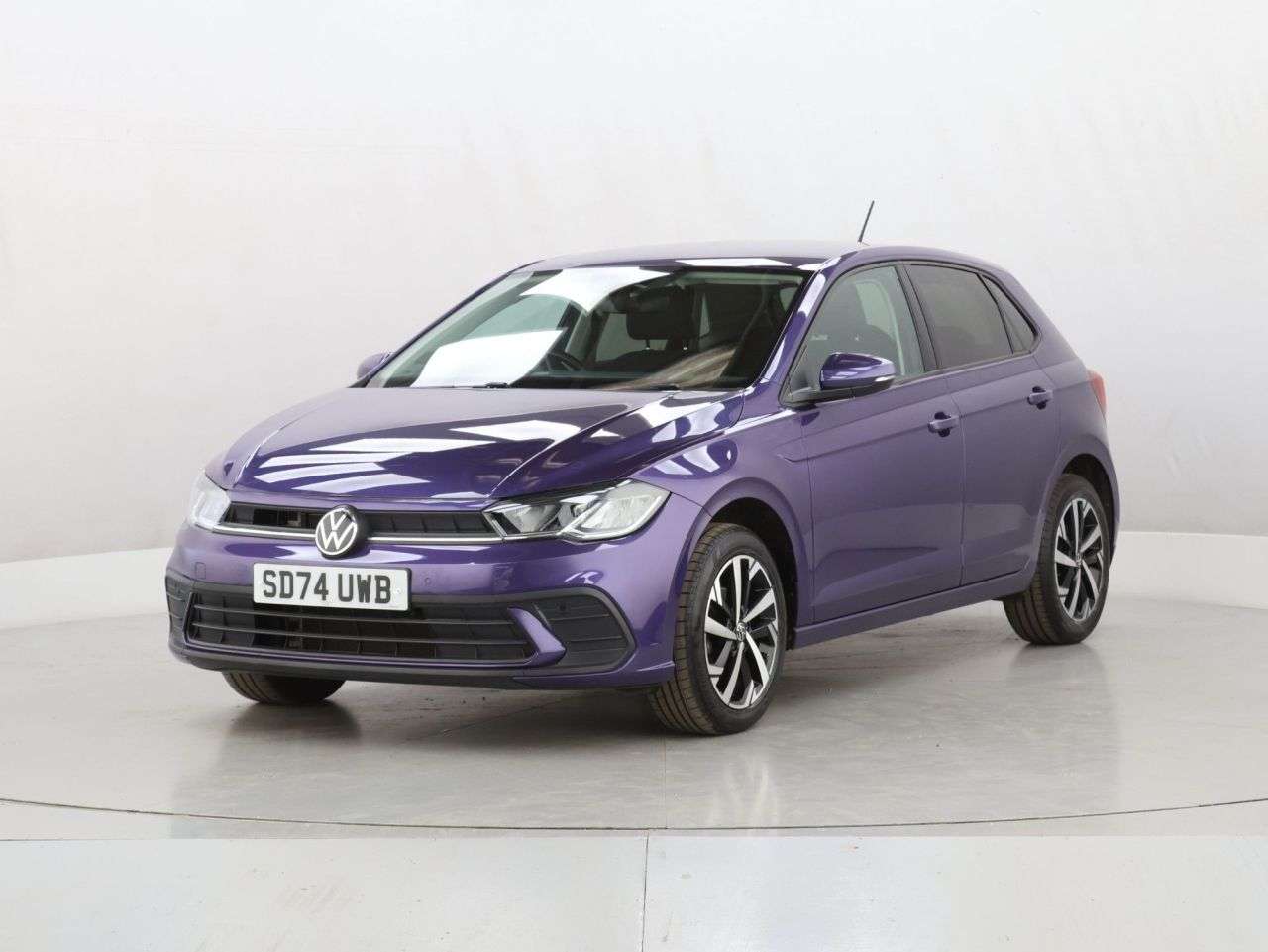 A 2024 VOLKSWAGEN POLO 1.0 TSI Match Hatchback 5dr Petrol Manual Euro 6 (s/s) (95 ps) A 2024 VOLKSWAGEN POLO 1.0 TSI Match Hatchback 5dr Petrol Manual Euro 6 (s/s) (95 ps)