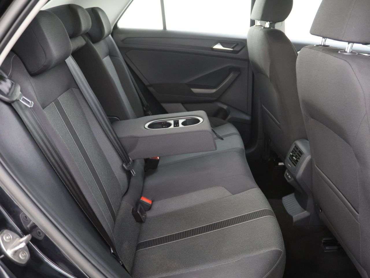 2022 VOLKSWAGEN T-ROC 2022 VOLKSWAGEN T-ROC