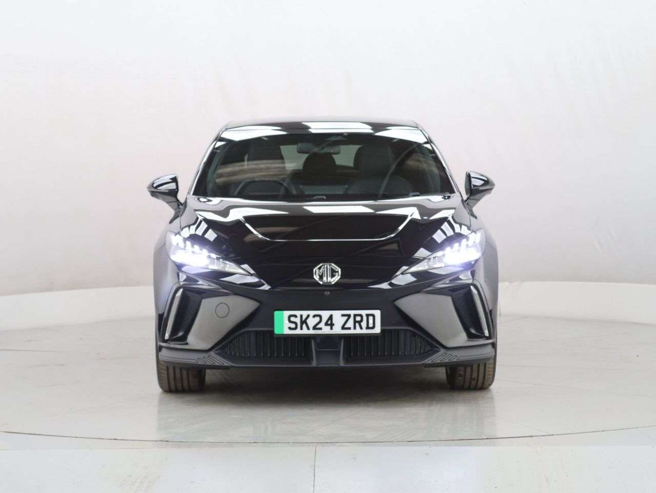 A 2024 MG MG 4 64kWh Trophy Long Range Hatchback 5dr Electric Auto (203 ps) A 2024 MG MG 4 64kWh Trophy Long Range Hatchback 5dr Electric Auto (203 ps)