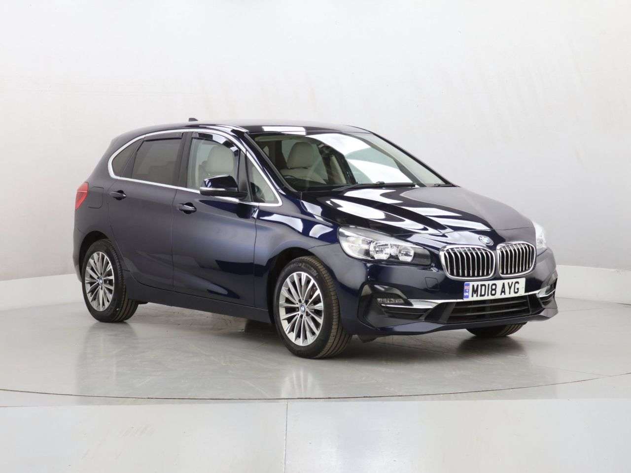 A 2018 BMW 2 SERIES 220I LUXURY ACTIVE TOURER A 2018 BMW 2 SERIES 220I LUXURY ACTIVE TOURER