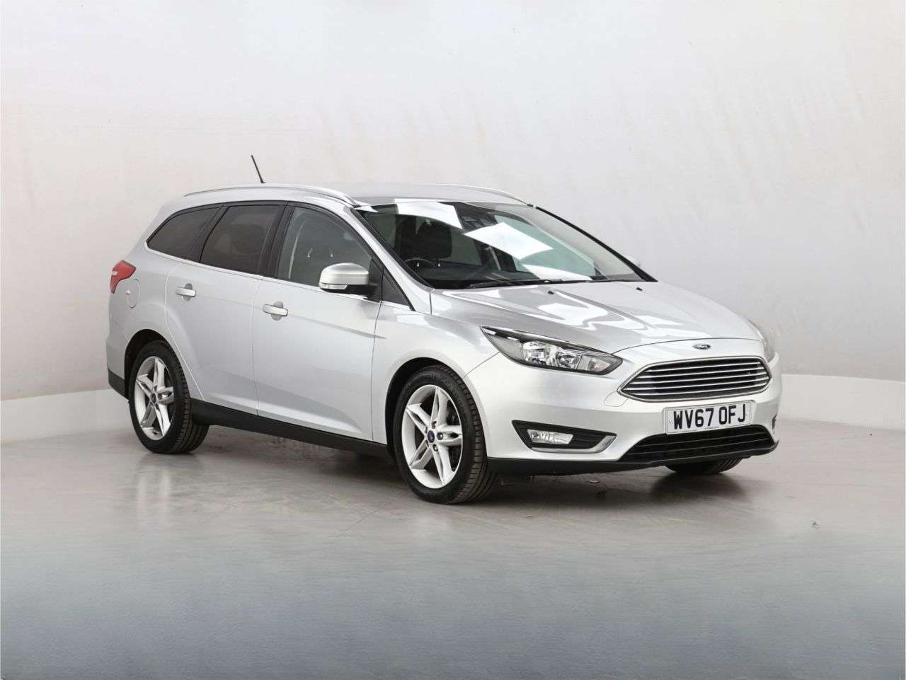 A 2017 FORD FOCUS 1.5 TDCi Titanium Estate 5dr Diesel Manual Euro 6 (s/s) (120 ps) A 2017 FORD FOCUS 1.5 TDCi Titanium Estate 5dr Diesel Manual Euro 6 (s/s) (120 ps)