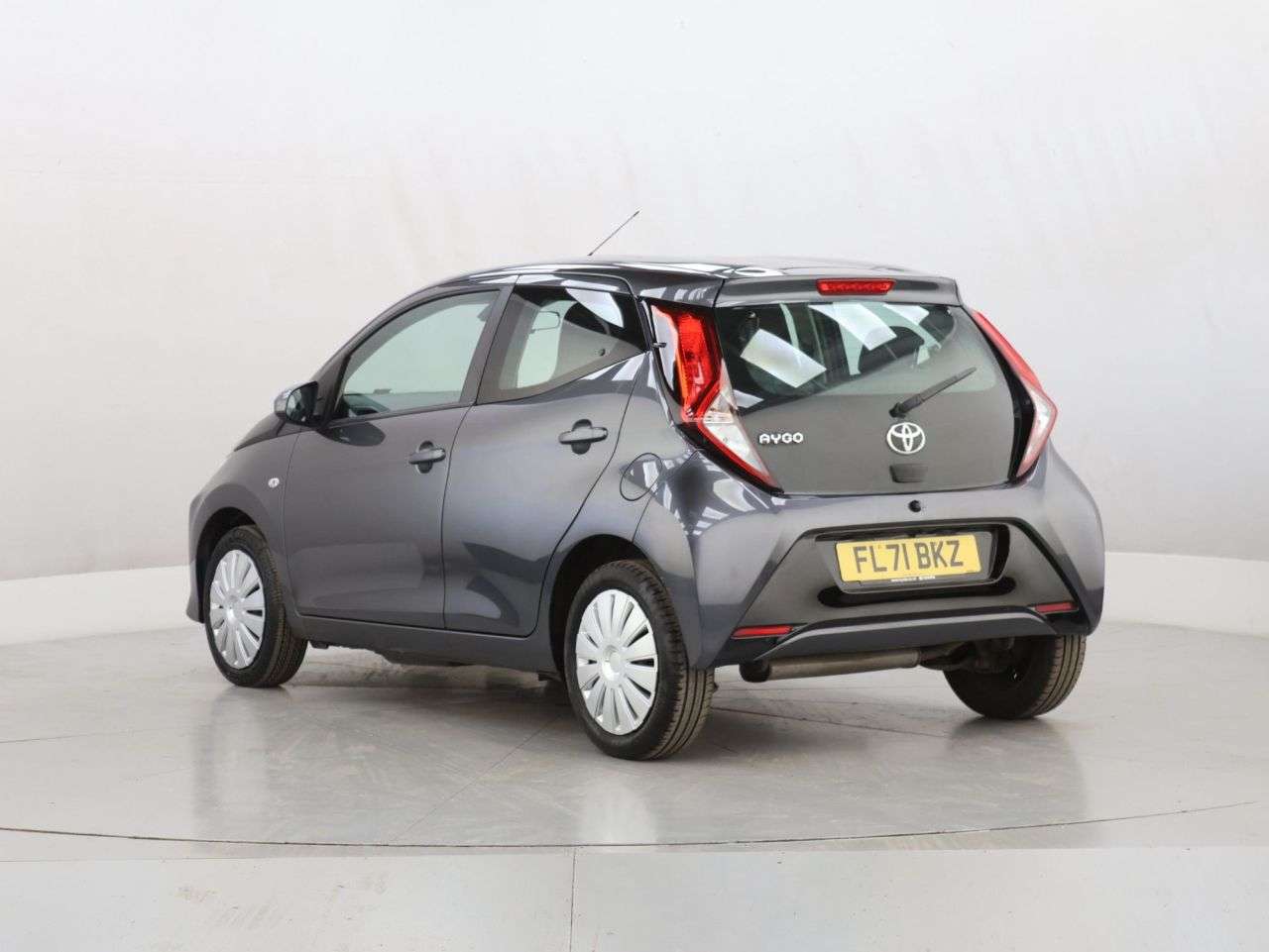 2021 TOYOTA AYGO 2021 TOYOTA AYGO