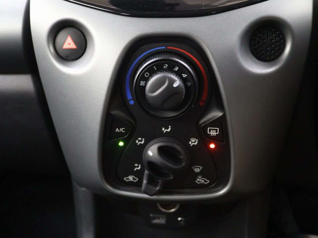 2021 TOYOTA AYGO 2021 TOYOTA AYGO