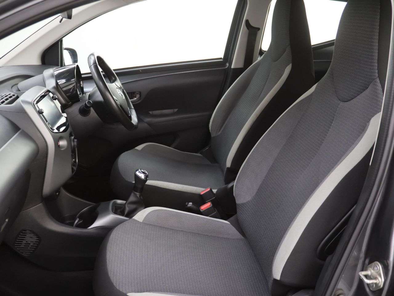2021 TOYOTA AYGO 2021 TOYOTA AYGO