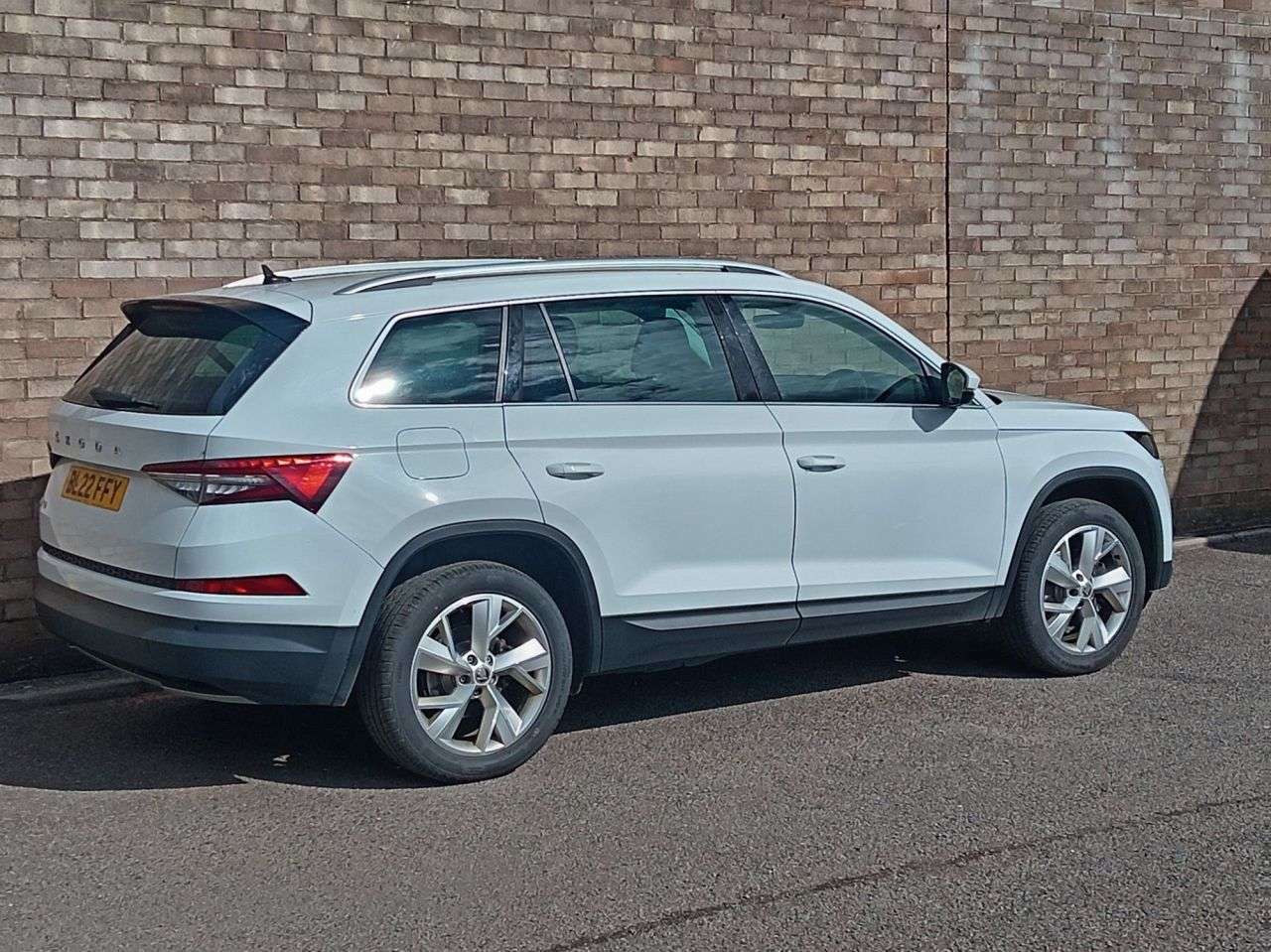 A 2022 SKODA KODIAQ 1.5 TSI ACT SE L SUV 5dr Petrol Manual Euro 6 (s/s) (7 Seat) (150 ps) A 2022 SKODA KODIAQ 1.5 TSI ACT SE L SUV 5dr Petrol Manual Euro 6 (s/s) (7 Seat) (150 ps)
