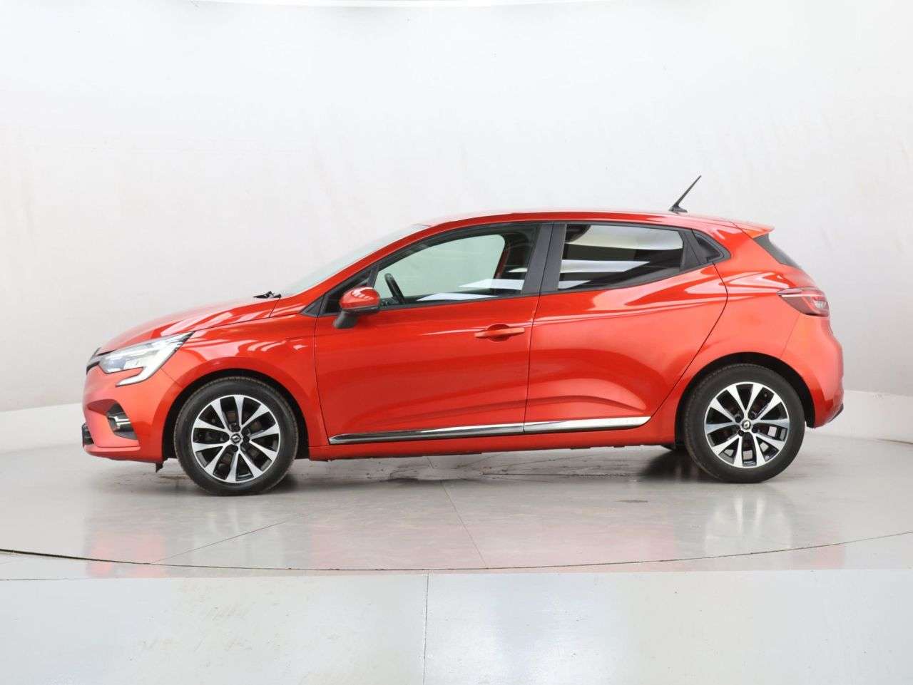 2020 RENAULT CLIO 2020 RENAULT CLIO