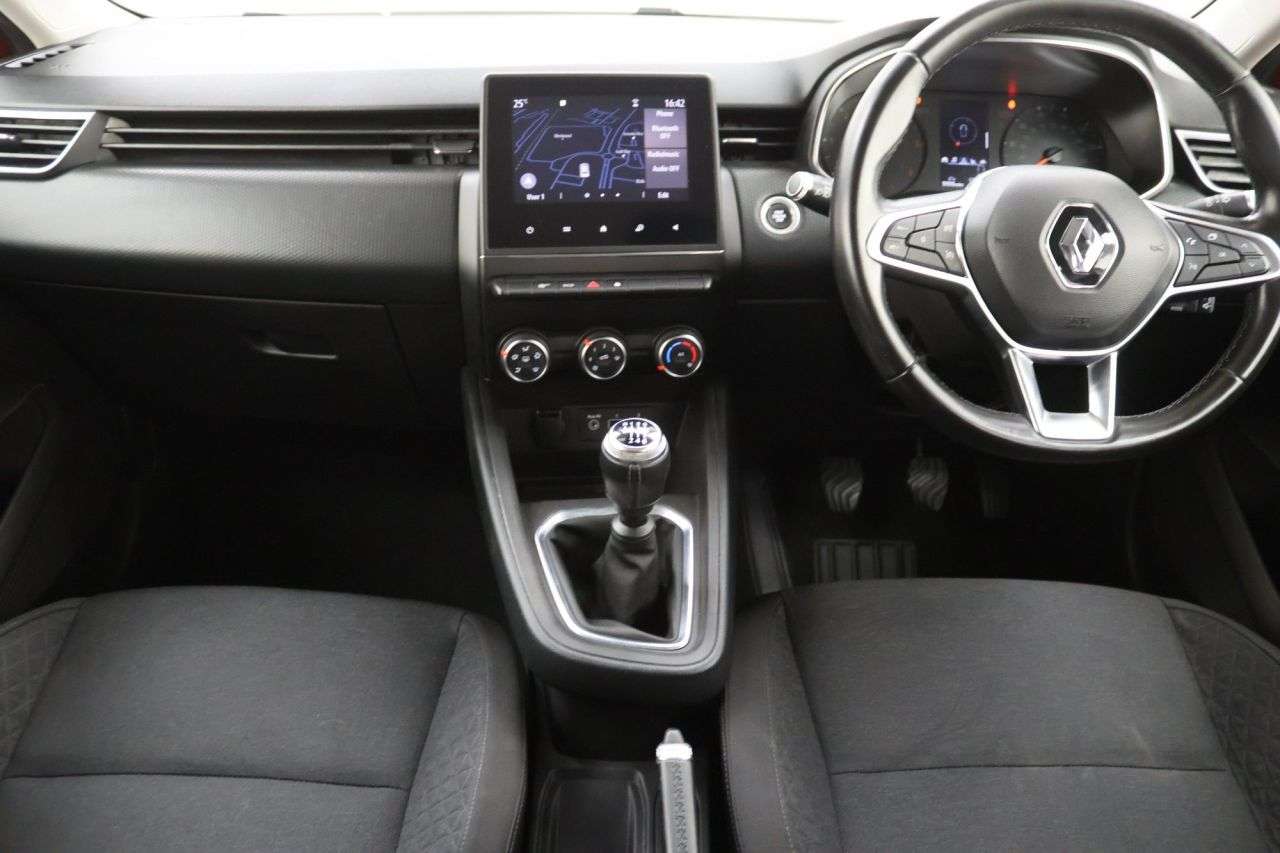 2020 RENAULT CLIO 2020 RENAULT CLIO