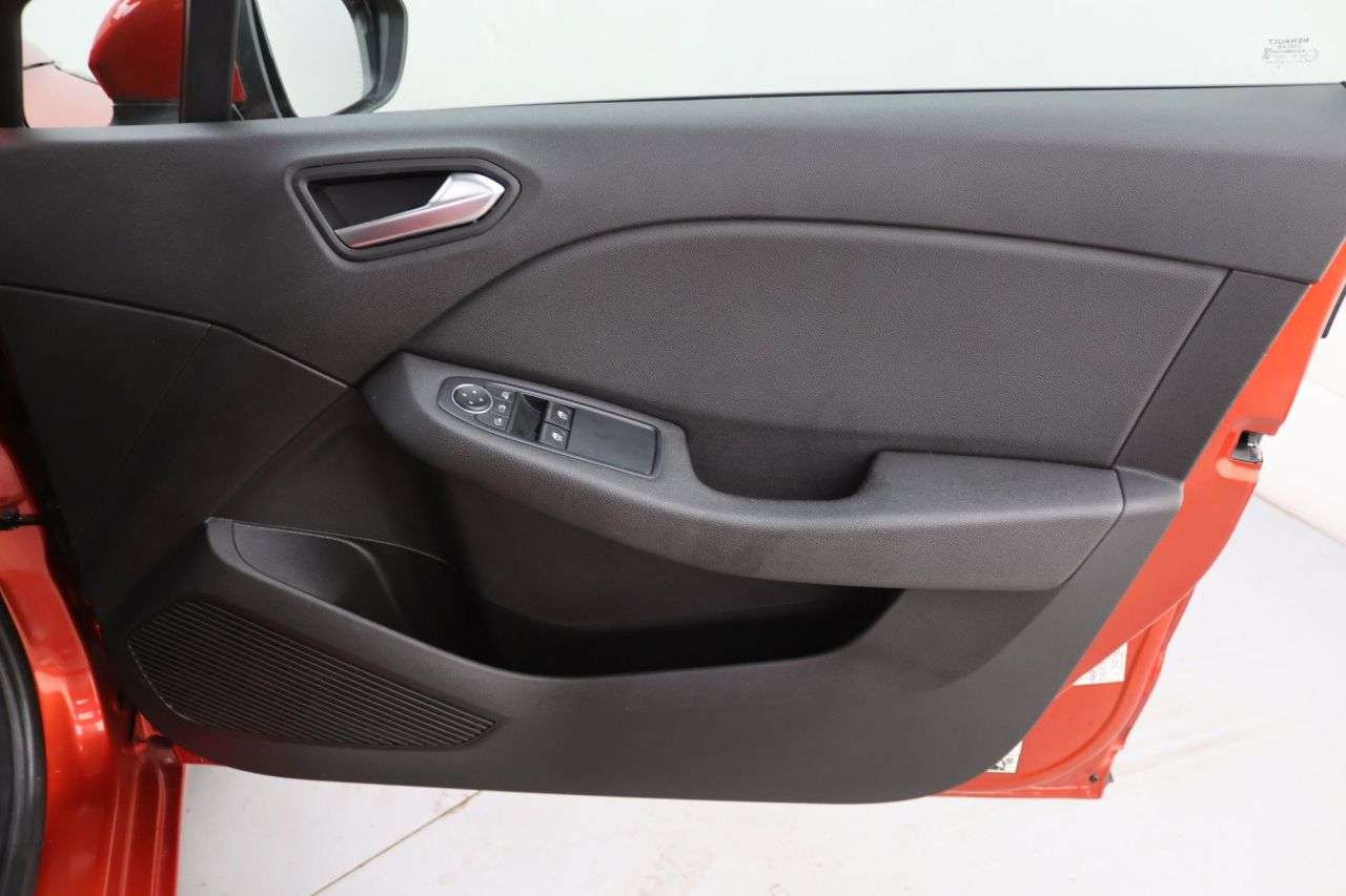 2020 RENAULT CLIO 2020 RENAULT CLIO
