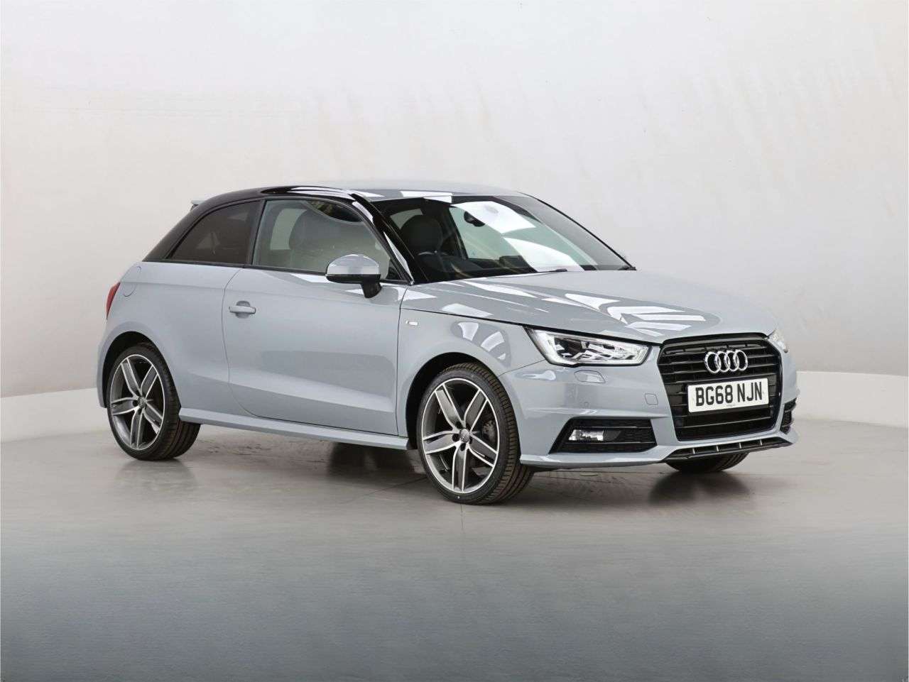 A 2018 AUDI A1 1.4 TFSI Black Edition Hatchback 3dr Petrol S Tronic Euro 6 (s/s) (Nav) (12 A 2018 AUDI A1 1.4 TFSI Black Edition Hatchback 3dr Petrol S Tronic Euro 6 (s/s) (Nav) (12