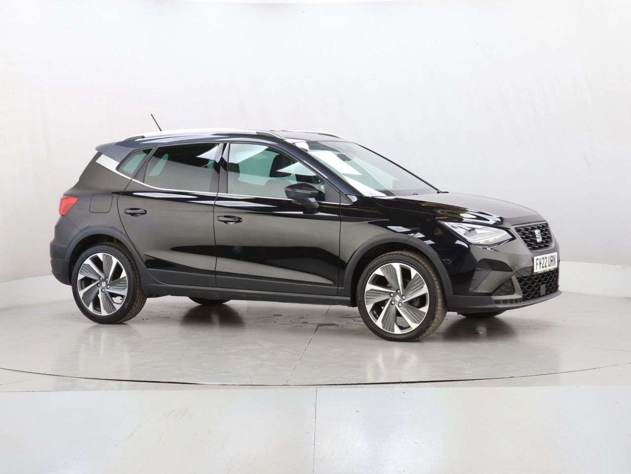 A 2022 SEAT ARONA 1.0 TSI FR Sport SUV 5dr Petrol DSG Euro 6 (s/s) (110 ps) A 2022 SEAT ARONA 1.0 TSI FR Sport SUV 5dr Petrol DSG Euro 6 (s/s) (110 ps)