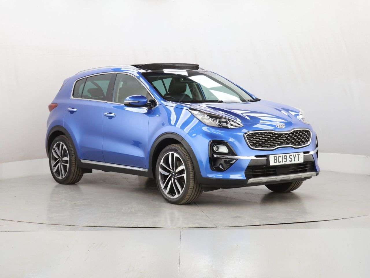 A 2019 KIA SPORTAGE 1.6 CRDi 4 SUV 5dr Diesel DCT Euro 6 (s/s) (134 bhp) A 2019 KIA SPORTAGE 1.6 CRDi 4 SUV 5dr Diesel DCT Euro 6 (s/s) (134 bhp)
