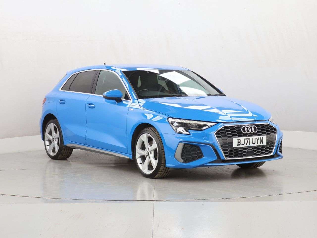 A 2021 AUDI A3 1.4 TFSIe 40 S line Sportback 5dr Petrol Plug-in Hybrid S Tronic Euro 6 (s/ A 2021 AUDI A3 1.4 TFSIe 40 S line Sportback 5dr Petrol Plug-in Hybrid S Tronic Euro 6 (s/