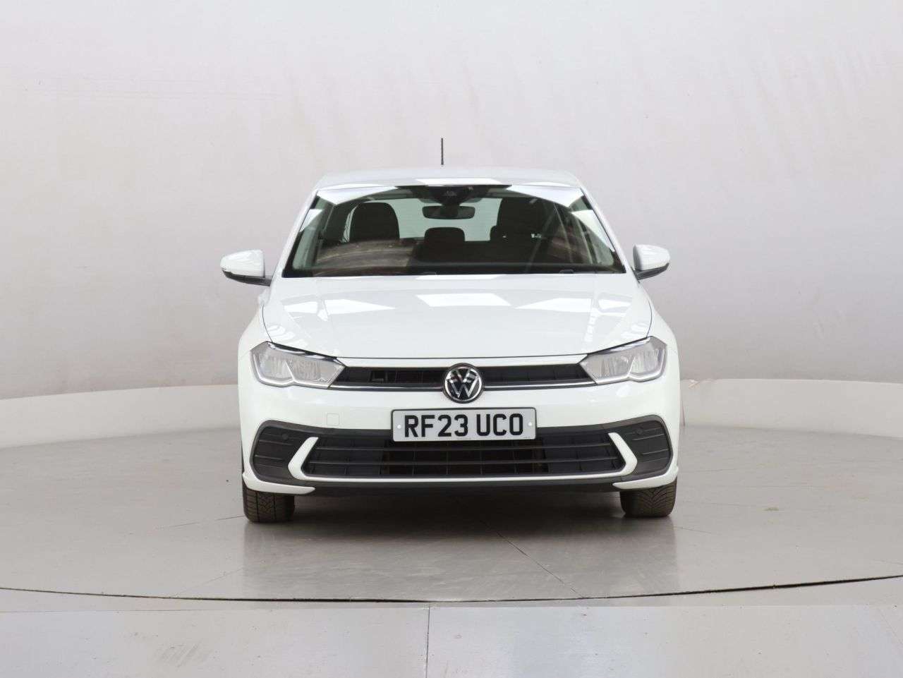 A 2023 VOLKSWAGEN POLO 1.0 TSI Life Hatchback 5dr Petrol Manual Euro 6 (s/s) (95 ps) A 2023 VOLKSWAGEN POLO 1.0 TSI Life Hatchback 5dr Petrol Manual Euro 6 (s/s) (95 ps)
