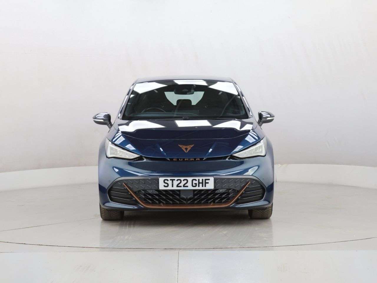 A 2022 CUPRA BORN 58kWh V1 Hatchback 5dr Electric Auto (204 ps) A 2022 CUPRA BORN 58kWh V1 Hatchback 5dr Electric Auto (204 ps)