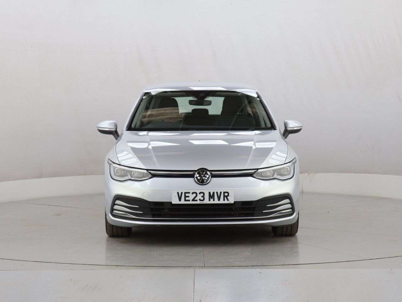 A 2023 VOLKSWAGEN GOLF 1.4 TSI 13kWh Style Hatchback 5dr Petrol Plug-in Hybrid DSG Euro 6 (s/s) (2 A 2023 VOLKSWAGEN GOLF 1.4 TSI 13kWh Style Hatchback 5dr Petrol Plug-in Hybrid DSG Euro 6 (s/s) (2
