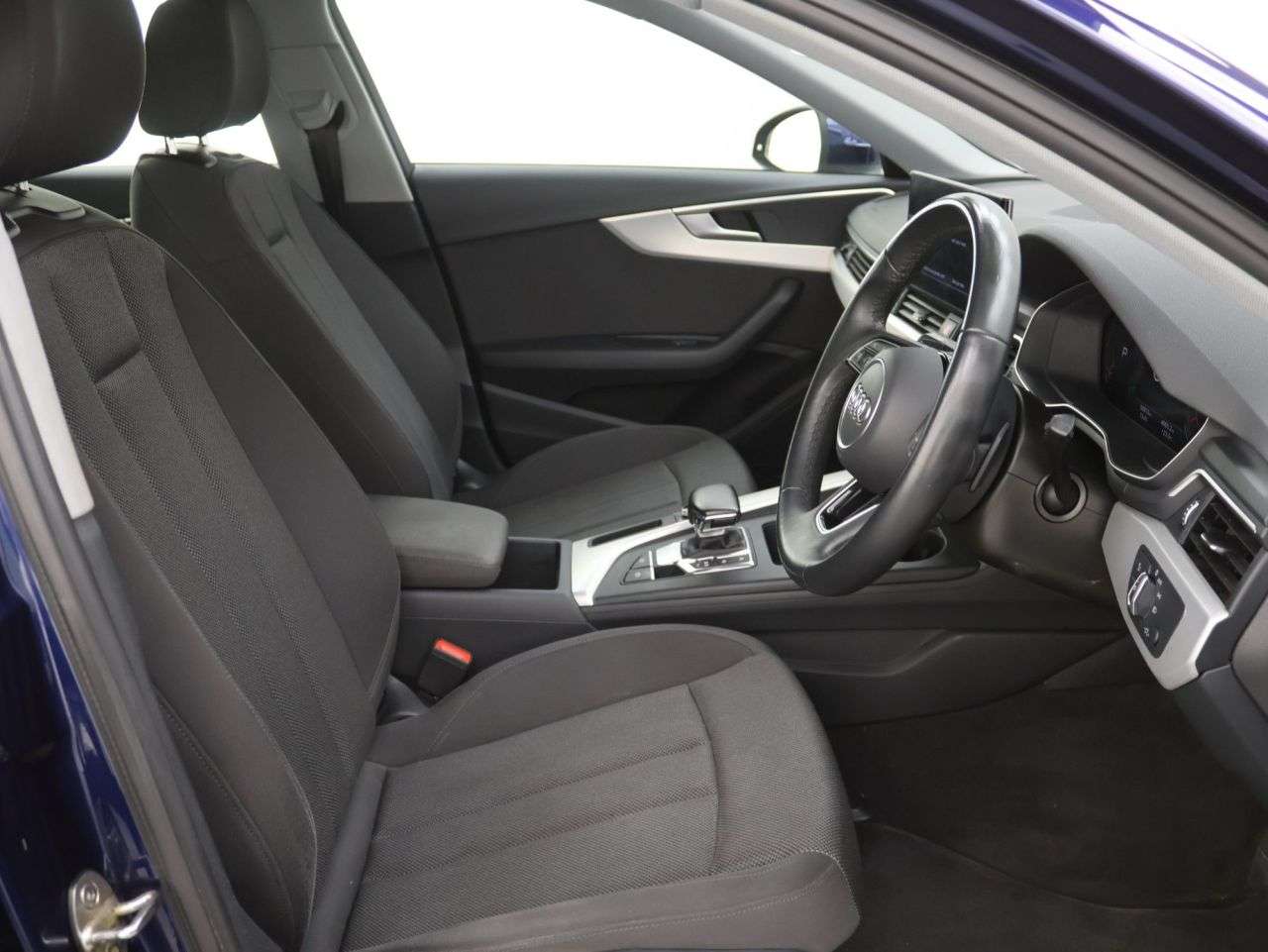 2023 AUDI A4 2023 AUDI A4
