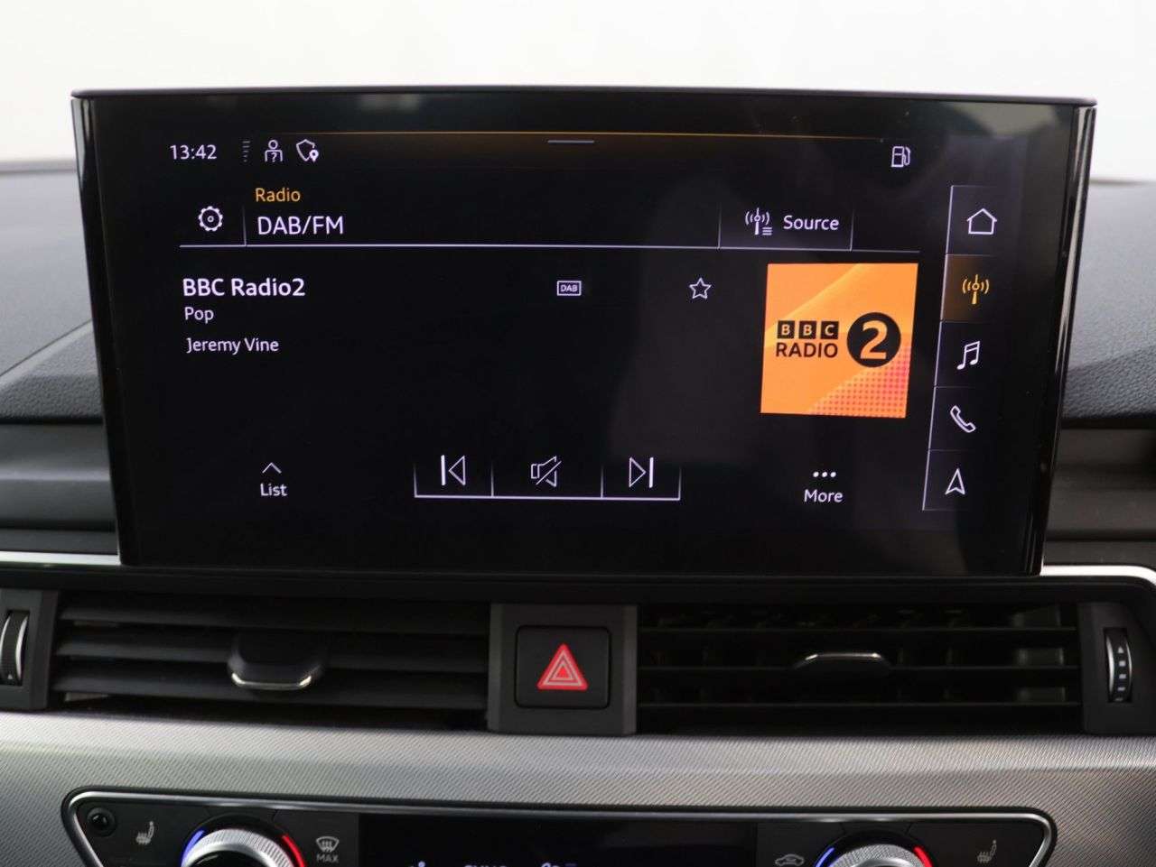 2023 AUDI A4 2023 AUDI A4