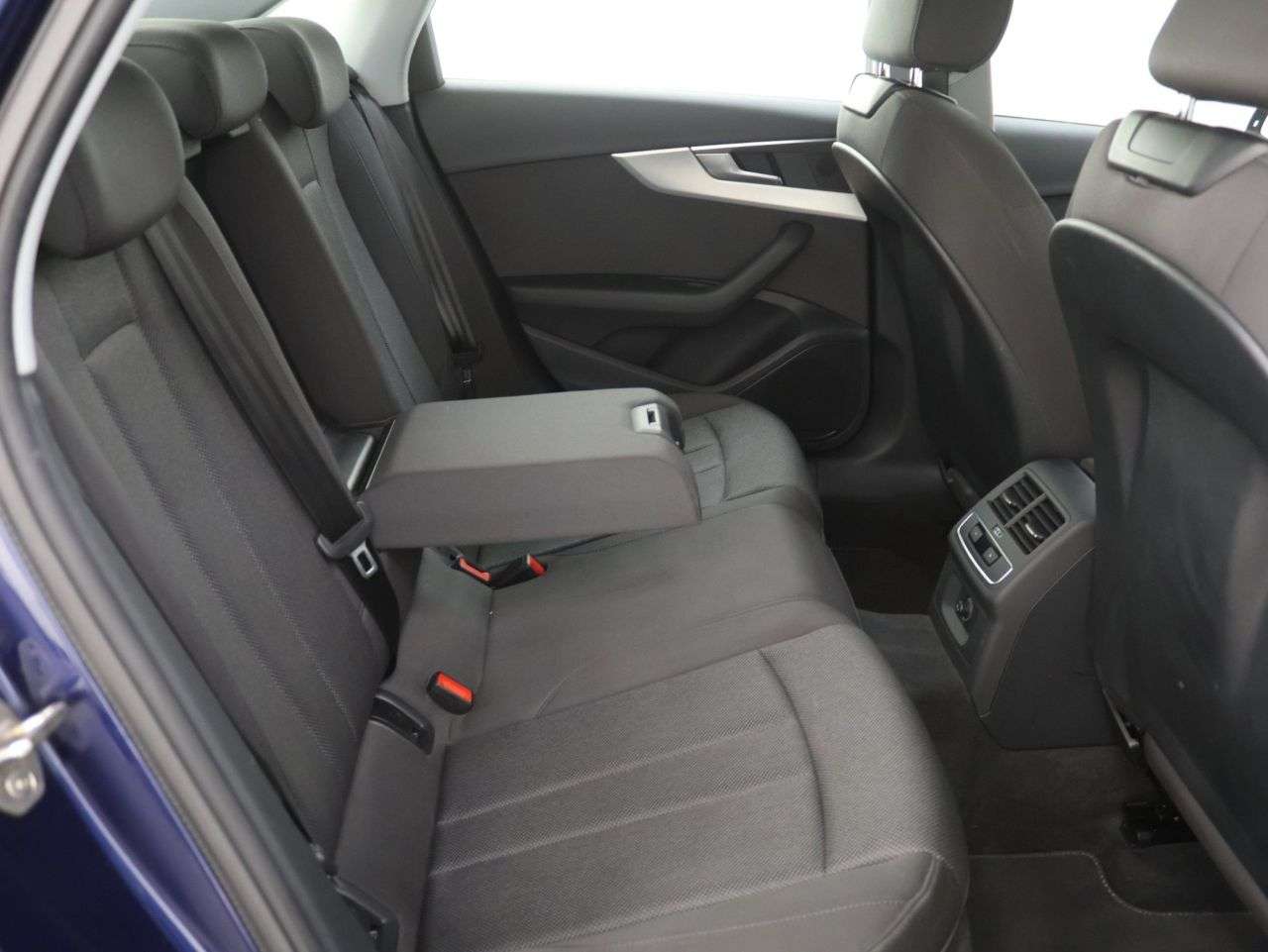 2023 AUDI A4 2023 AUDI A4