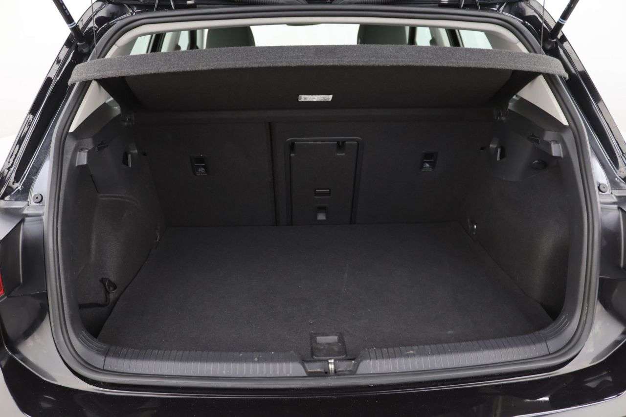 2022 VOLKSWAGEN GOLF 2022 VOLKSWAGEN GOLF