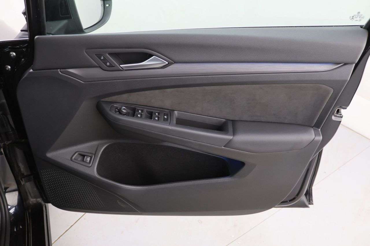 2022 VOLKSWAGEN GOLF 2022 VOLKSWAGEN GOLF