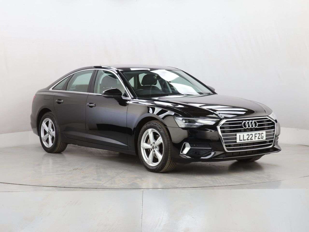A 2022 AUDI A6 SALOON 2.0 TFSI 40 Sport Saloon 4dr Petrol S Tronic Euro 6 (s/s) (204 ps) A 2022 AUDI A6 SALOON 2.0 TFSI 40 Sport Saloon 4dr Petrol S Tronic Euro 6 (s/s) (204 ps)