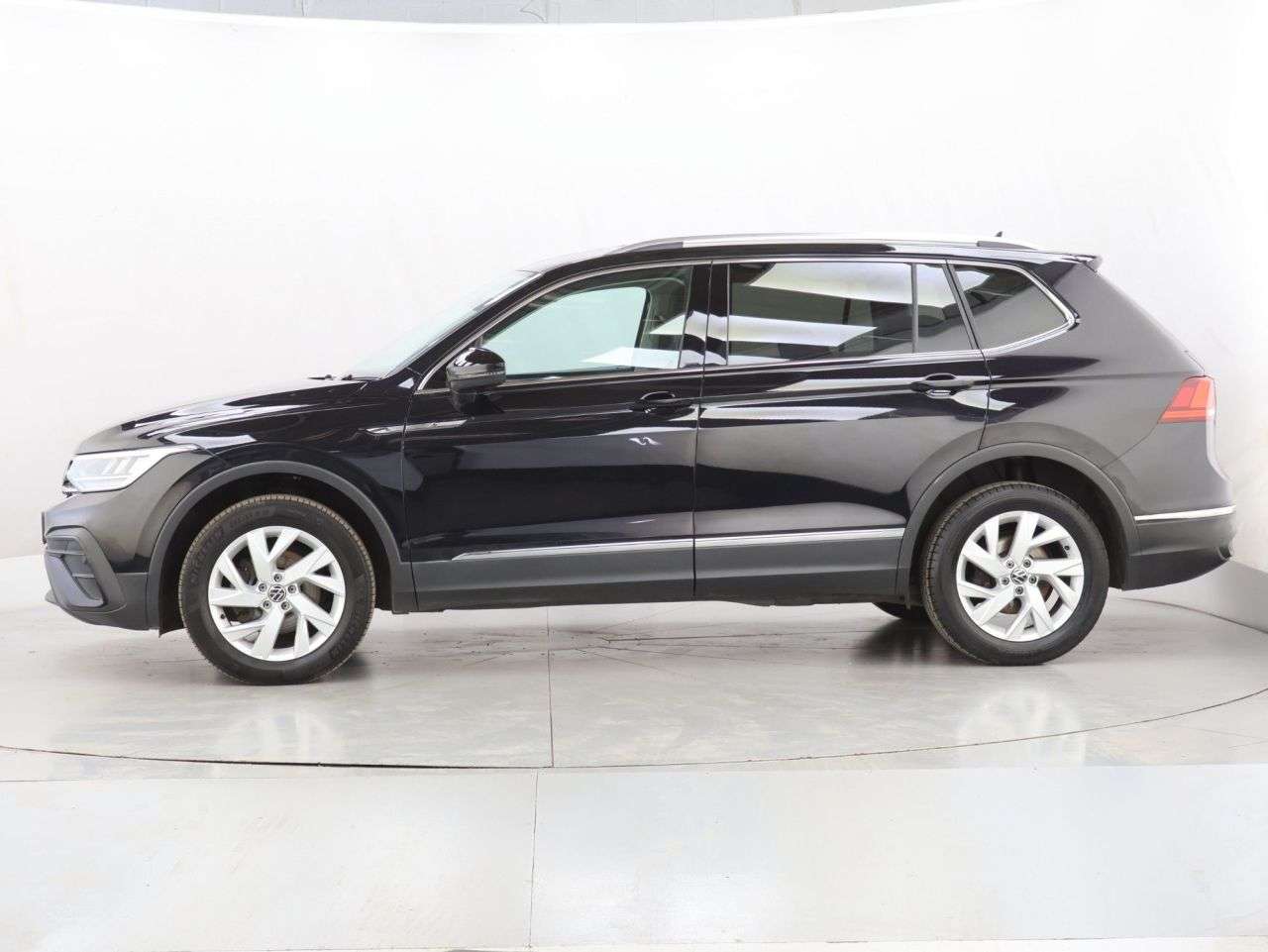 2022 VOLKSWAGEN TIGUAN ALLSPACE 2022 VOLKSWAGEN TIGUAN ALLSPACE