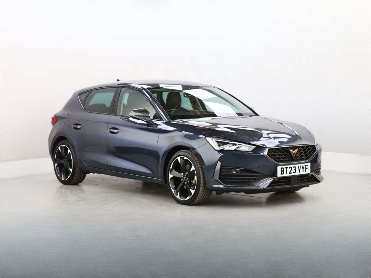 A 2023 CUPRA LEON 1.5 eTSI EVO V1 Hatchback 5dr Petrol Hybrid DSG Euro 6 (s/s) (150 ps) A 2023 CUPRA LEON 1.5 eTSI EVO V1 Hatchback 5dr Petrol Hybrid DSG Euro 6 (s/s) (150 ps)