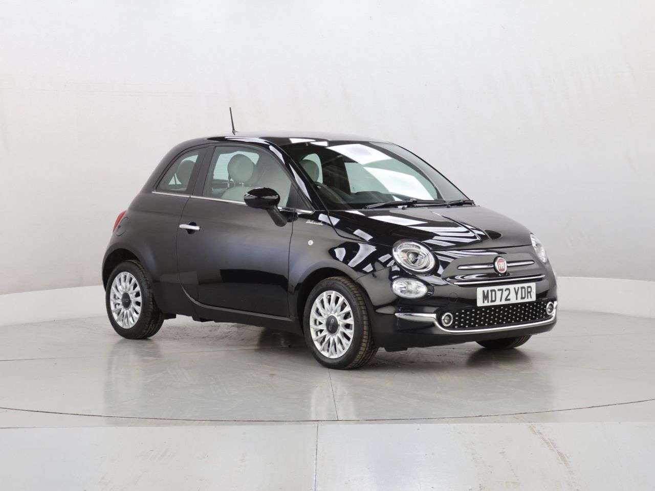 A 2022 FIAT 500 1.0 MHEV Dolcevita Hatchback 3dr Petrol Manual Euro 6 (s/s) (70 bhp) A 2022 FIAT 500 1.0 MHEV Dolcevita Hatchback 3dr Petrol Manual Euro 6 (s/s) (70 bhp)