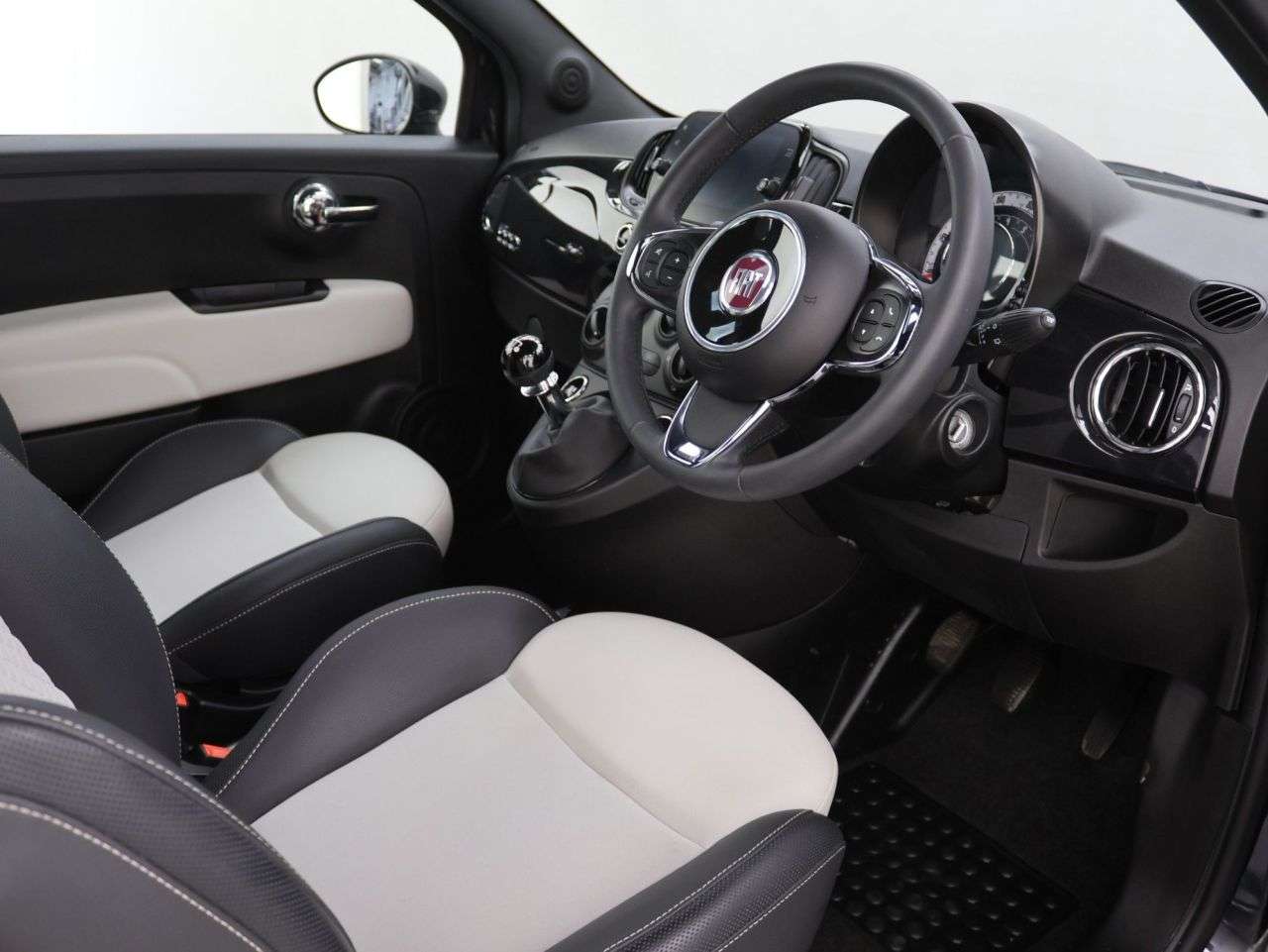 2022 FIAT 500 2022 FIAT 500