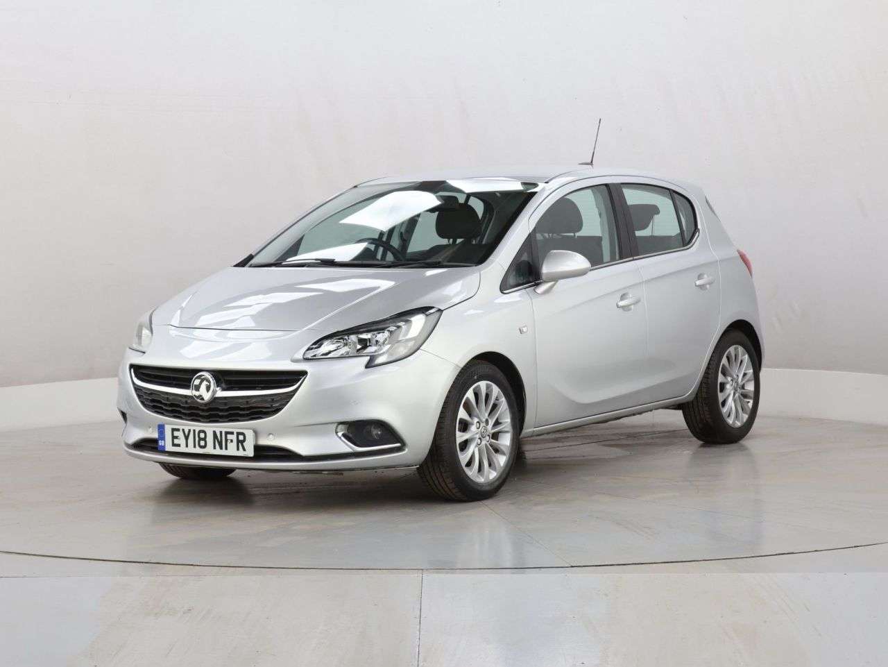 A 2018 VAUXHALL CORSA 1.4i SE Hatchback 5dr Petrol Auto Euro 6 (90 ps) A 2018 VAUXHALL CORSA 1.4i SE Hatchback 5dr Petrol Auto Euro 6 (90 ps)