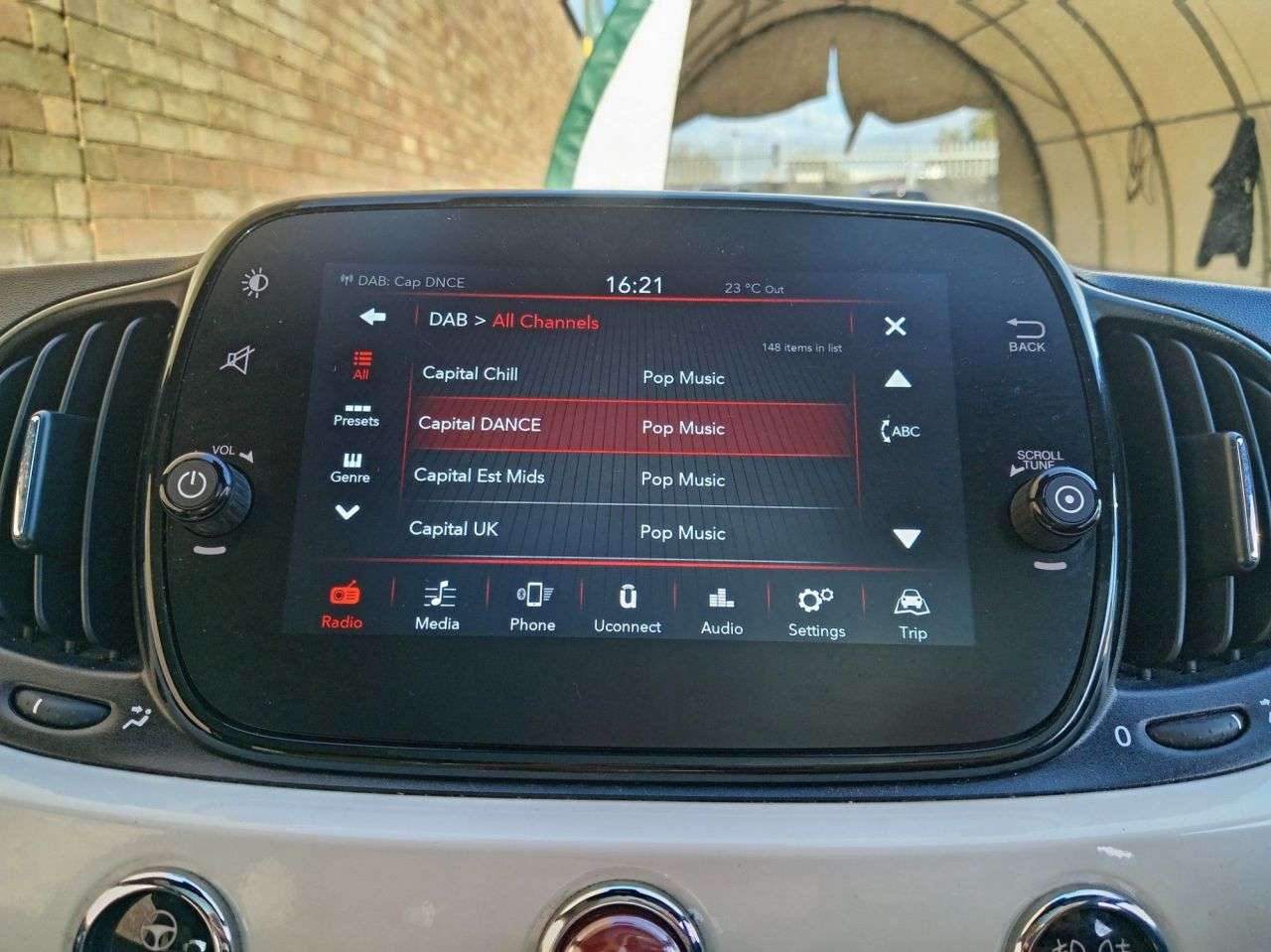 2023 FIAT 500 2023 FIAT 500