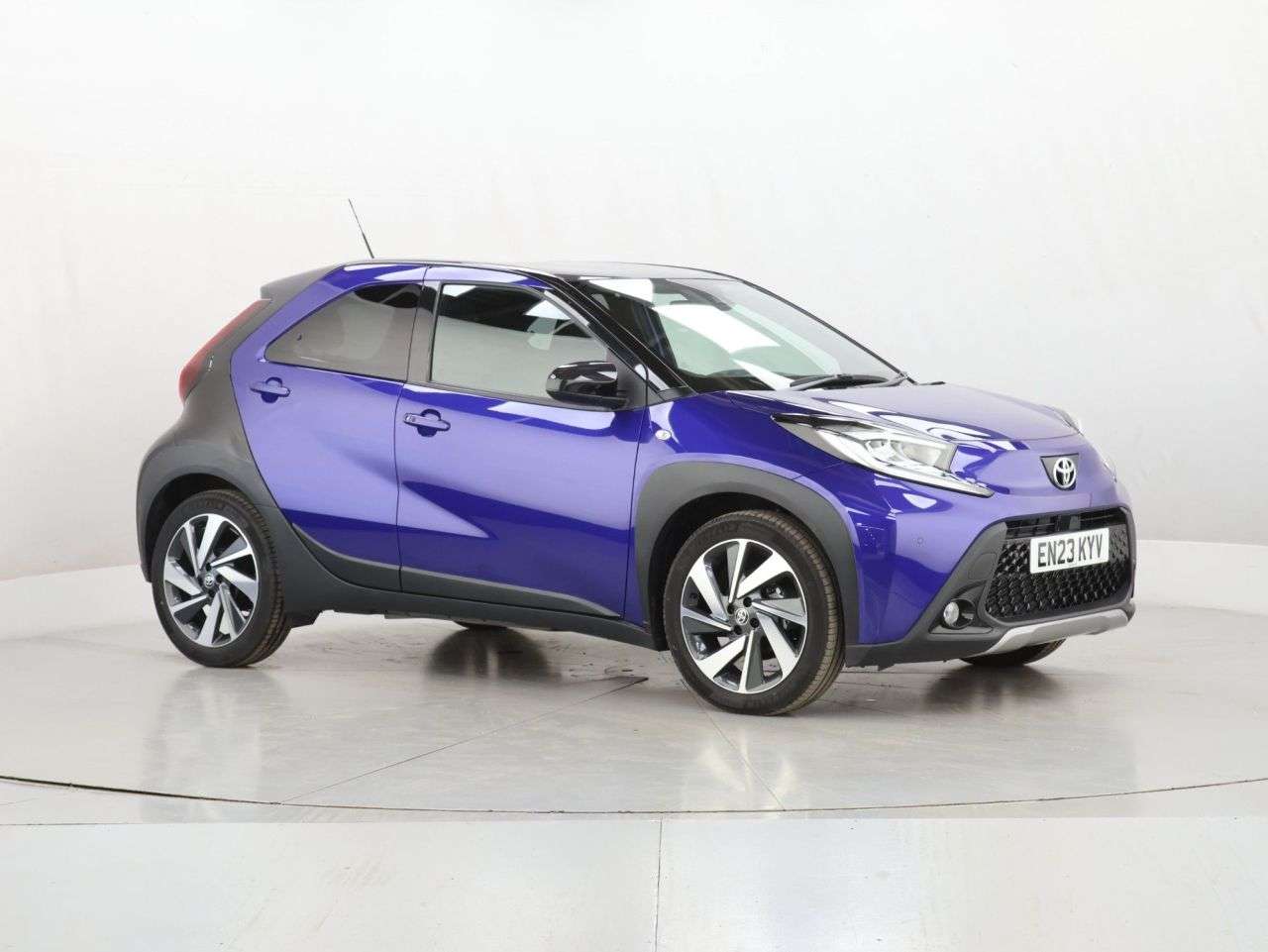 A 2023 TOYOTA AYGO X 1.0 VVT-i Exclusive Hatchback 5dr Petrol Manual Euro 6 (s/s) (72 ps) A 2023 TOYOTA AYGO X 1.0 VVT-i Exclusive Hatchback 5dr Petrol Manual Euro 6 (s/s) (72 ps)