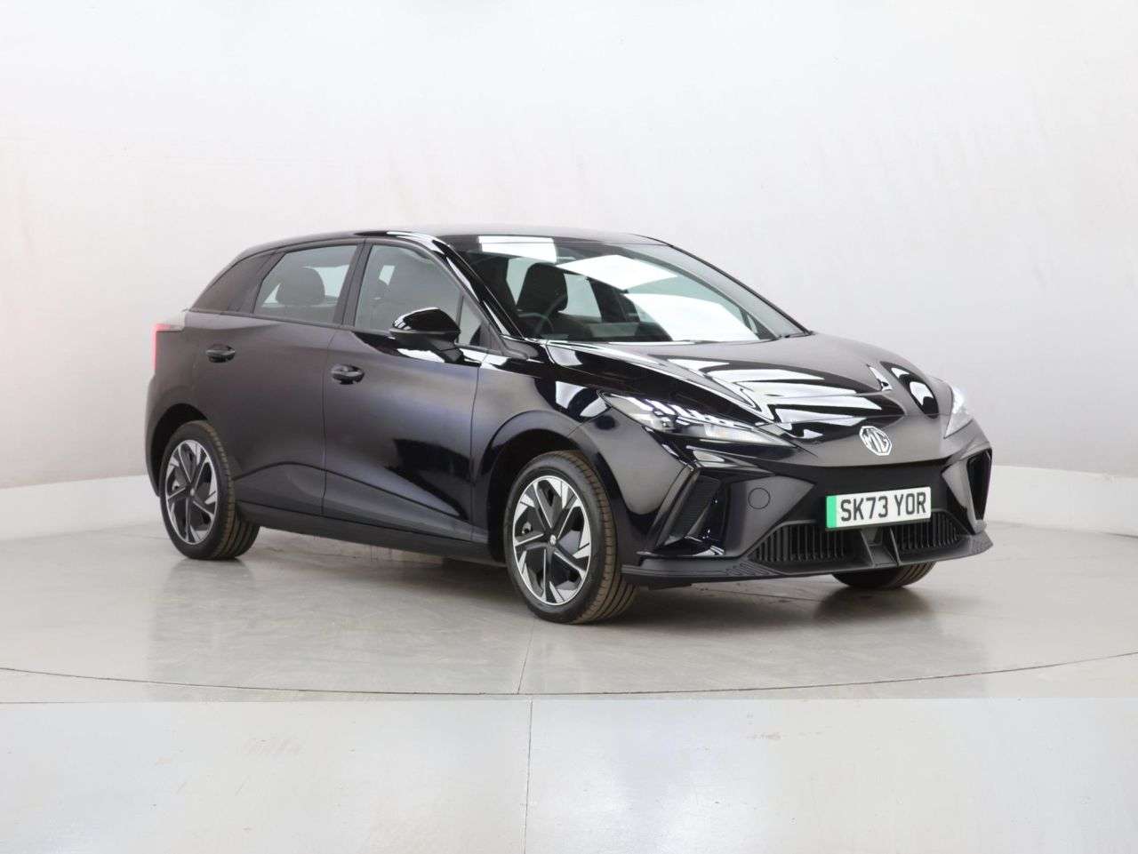 A 2023 MG MG 4 51kWh SE Hatchback 5dr Electric Auto (170 ps) A 2023 MG MG 4 51kWh SE Hatchback 5dr Electric Auto (170 ps)