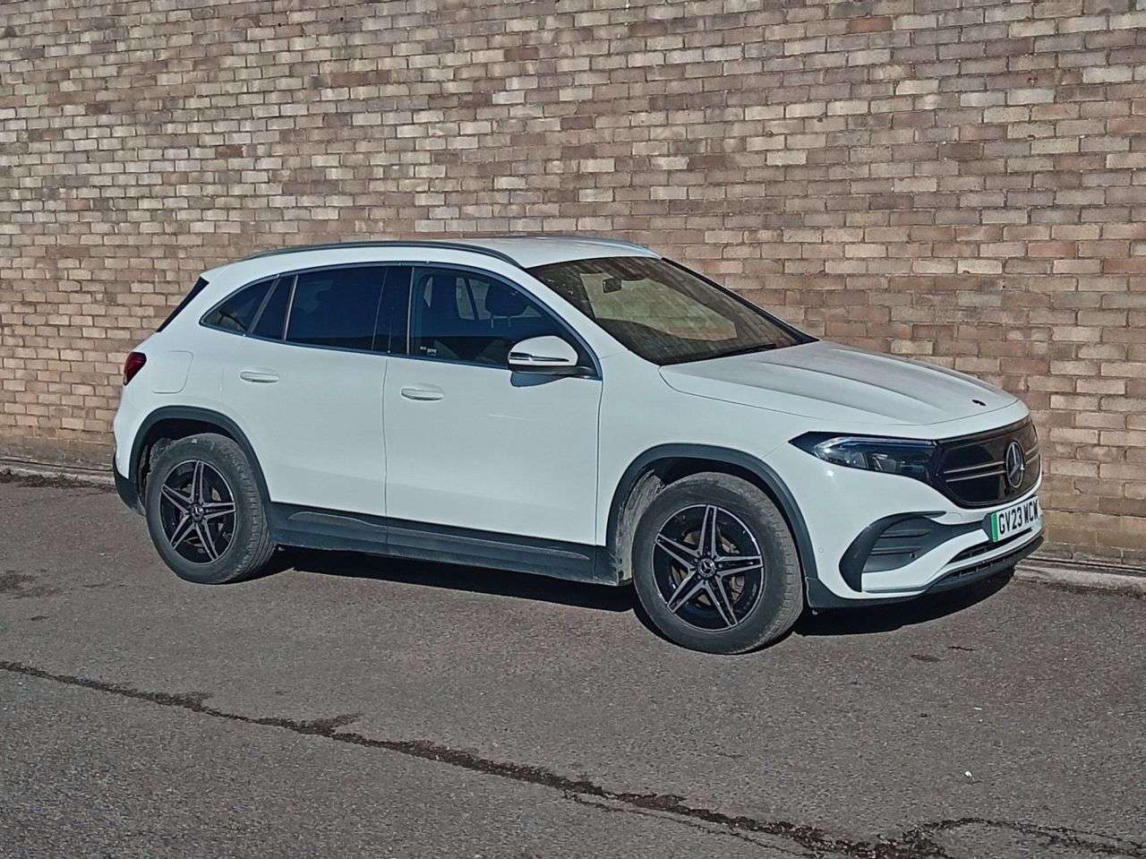 A 2023 MERCEDES-BENZ EQA EQA 250+ 70.5kWh AMG Line SUV 5dr Electric Auto (190 ps) A 2023 MERCEDES-BENZ EQA EQA 250+ 70.5kWh AMG Line SUV 5dr Electric Auto (190 ps)