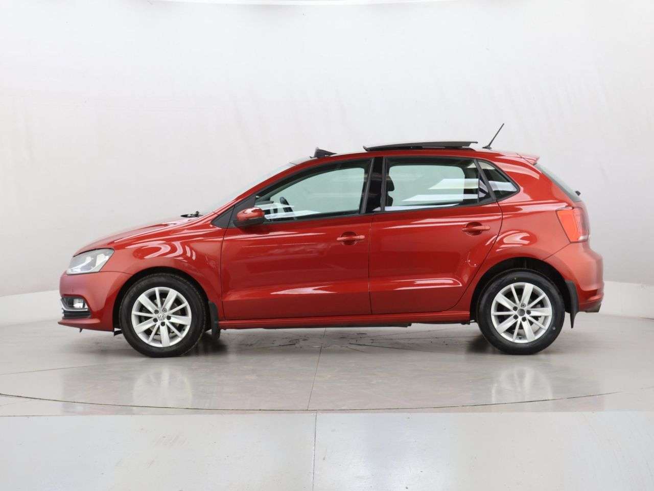 2015 VOLKSWAGEN POLO 2015 VOLKSWAGEN POLO