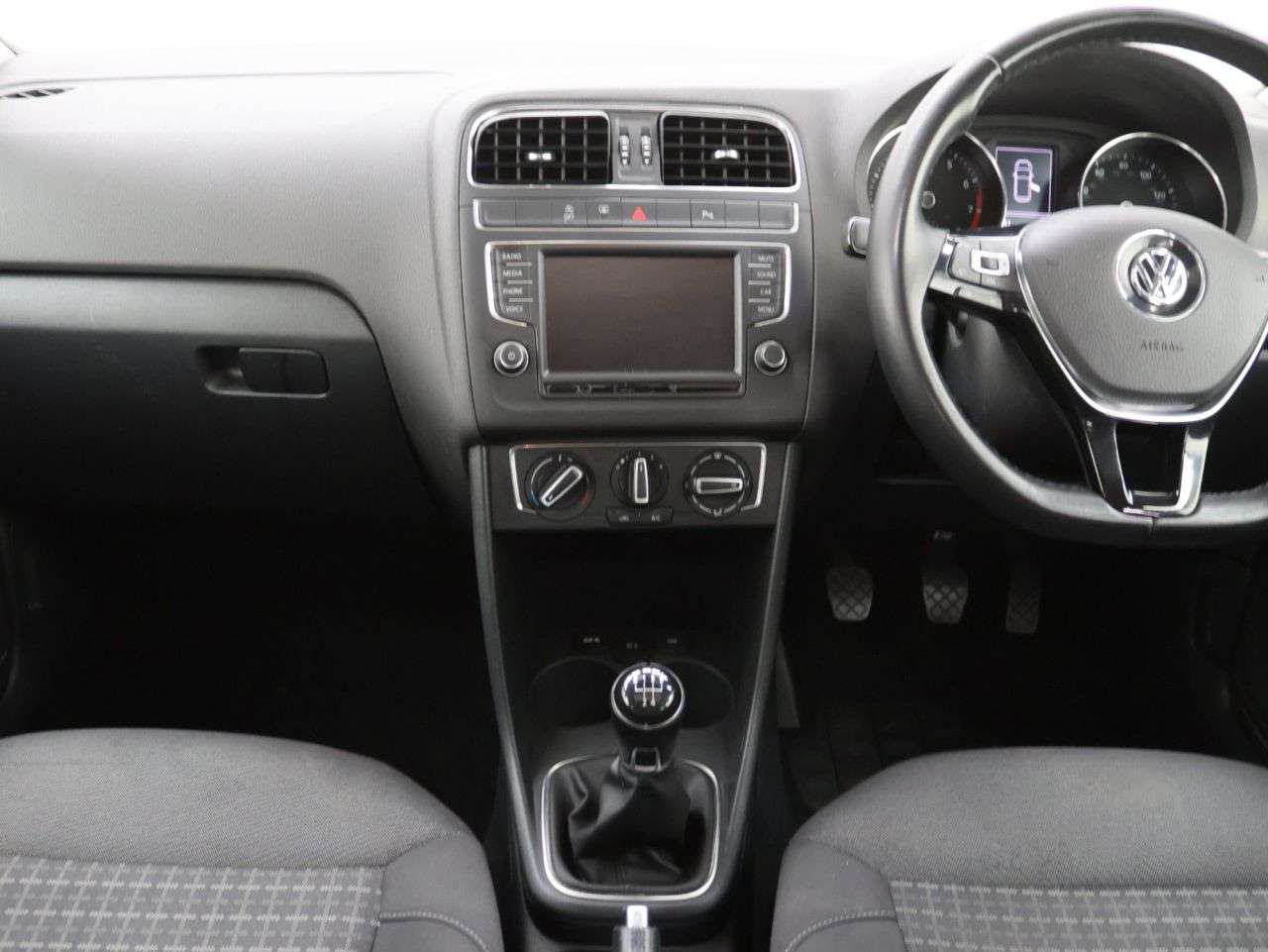 2015 VOLKSWAGEN POLO 2015 VOLKSWAGEN POLO