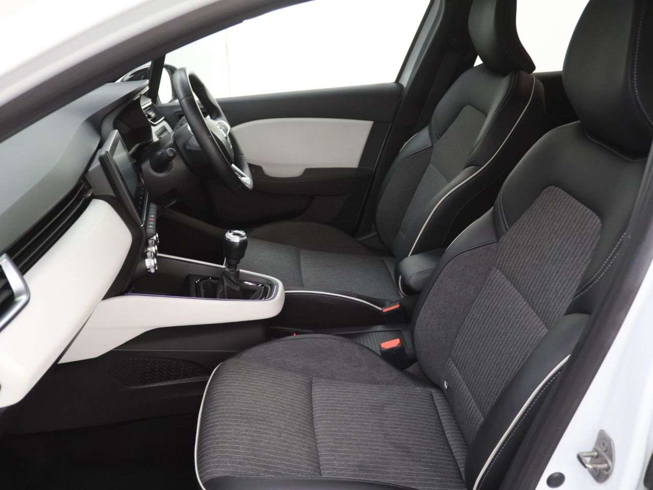 2023 RENAULT CLIO 2023 RENAULT CLIO