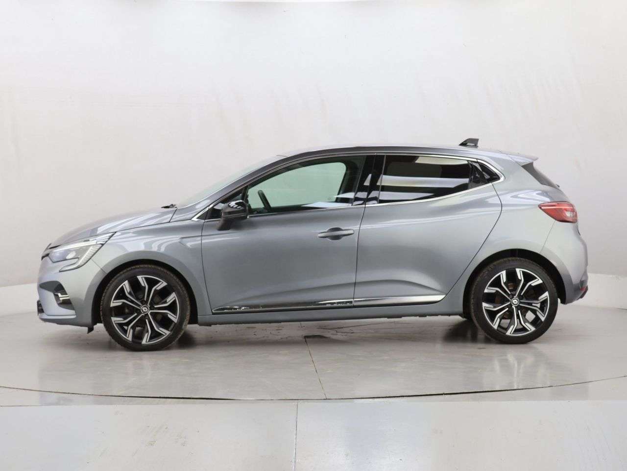 2023 RENAULT CLIO 2023 RENAULT CLIO
